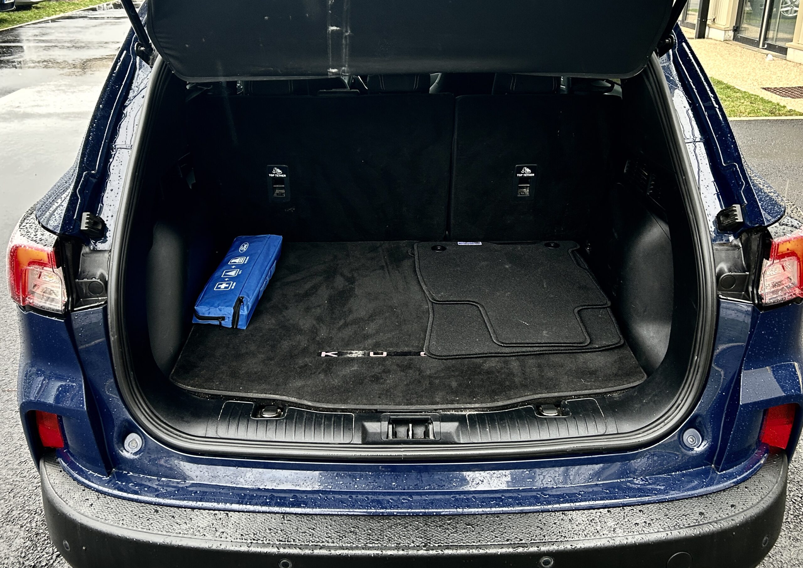 Ford Kuga III 2.5 Hybrid Flex 190 E85 ECVT photo 008