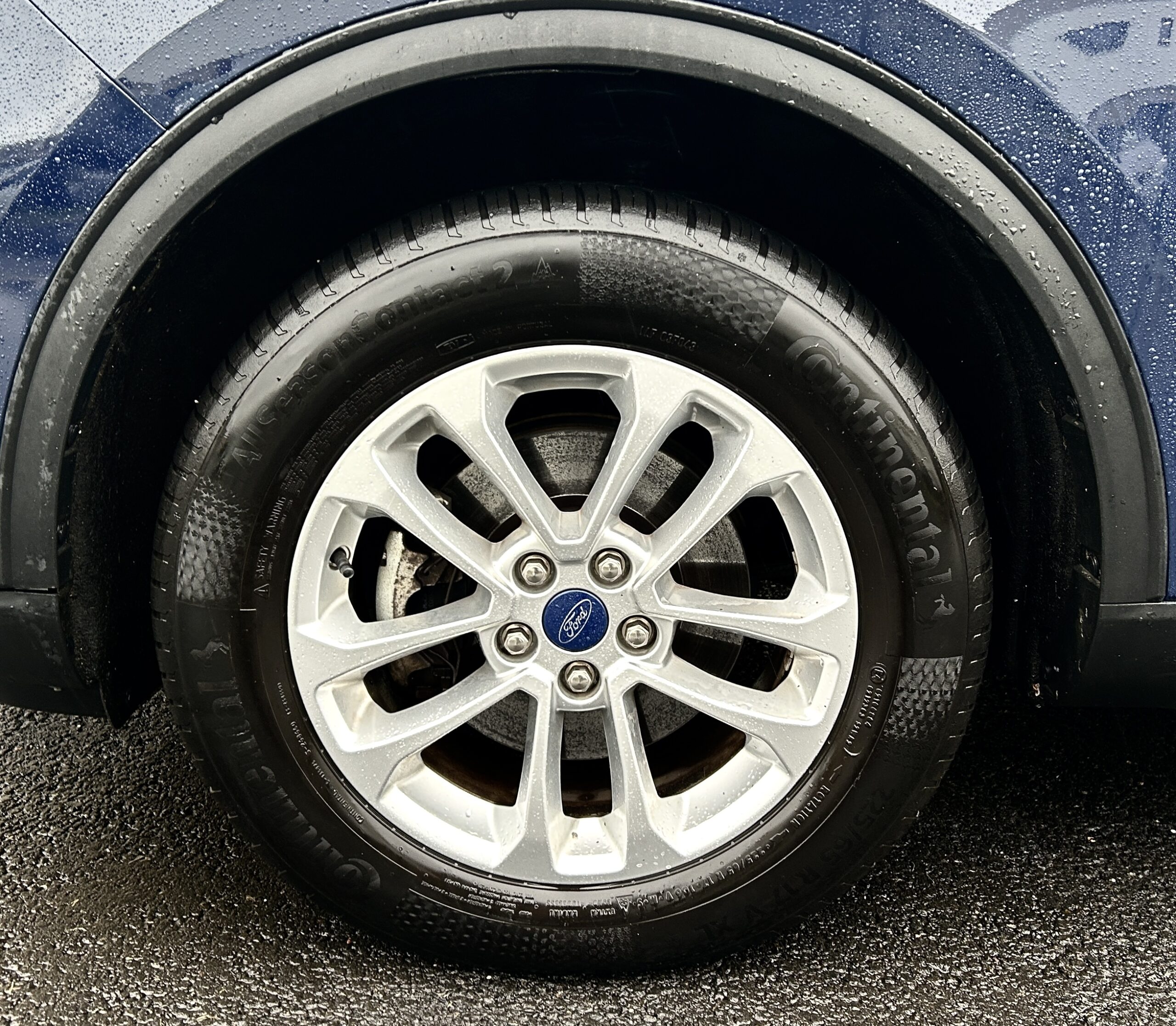 Ford Kuga III 2.5 Hybrid Flex 190 E85 ECVT photo 010