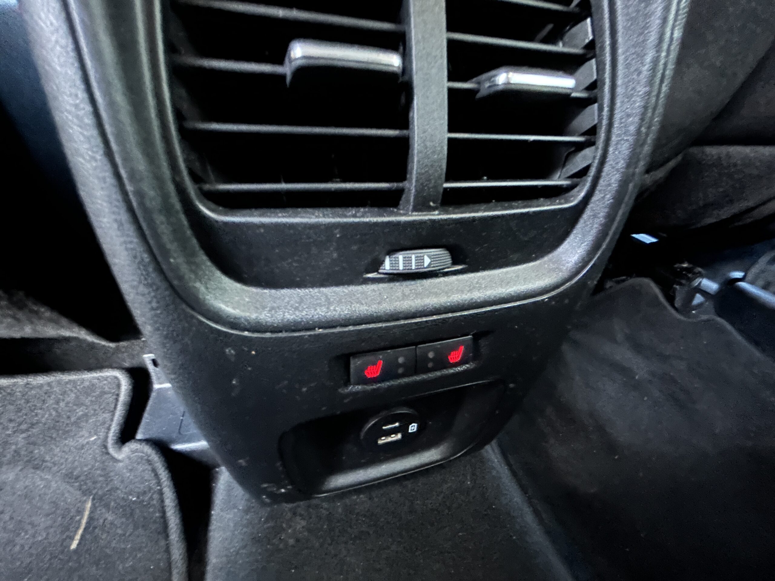 Ford Kuga III 2.5 Hybrid Flex 190 E85 ECVT photo 027