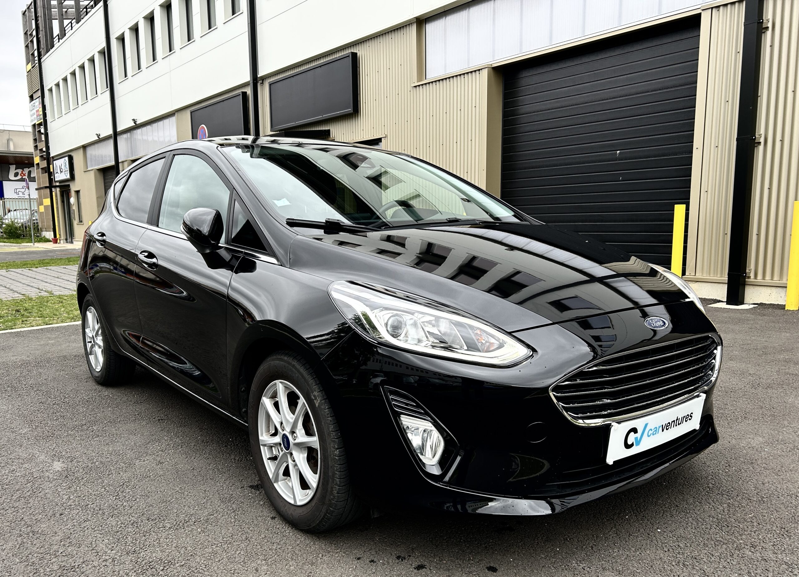 Ford Fiesta EcoBoost MHEV Titanium CarVentures photo 003