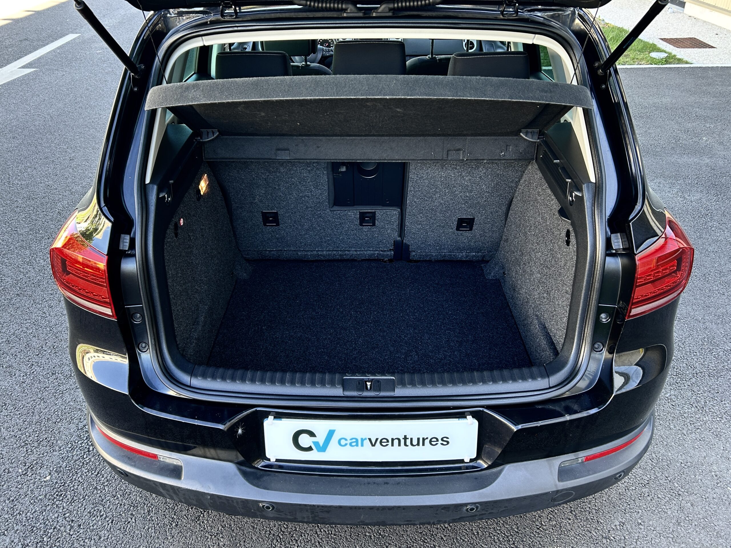 Volkswagen Tiguan TSI 125 Match CarVentures photo 015