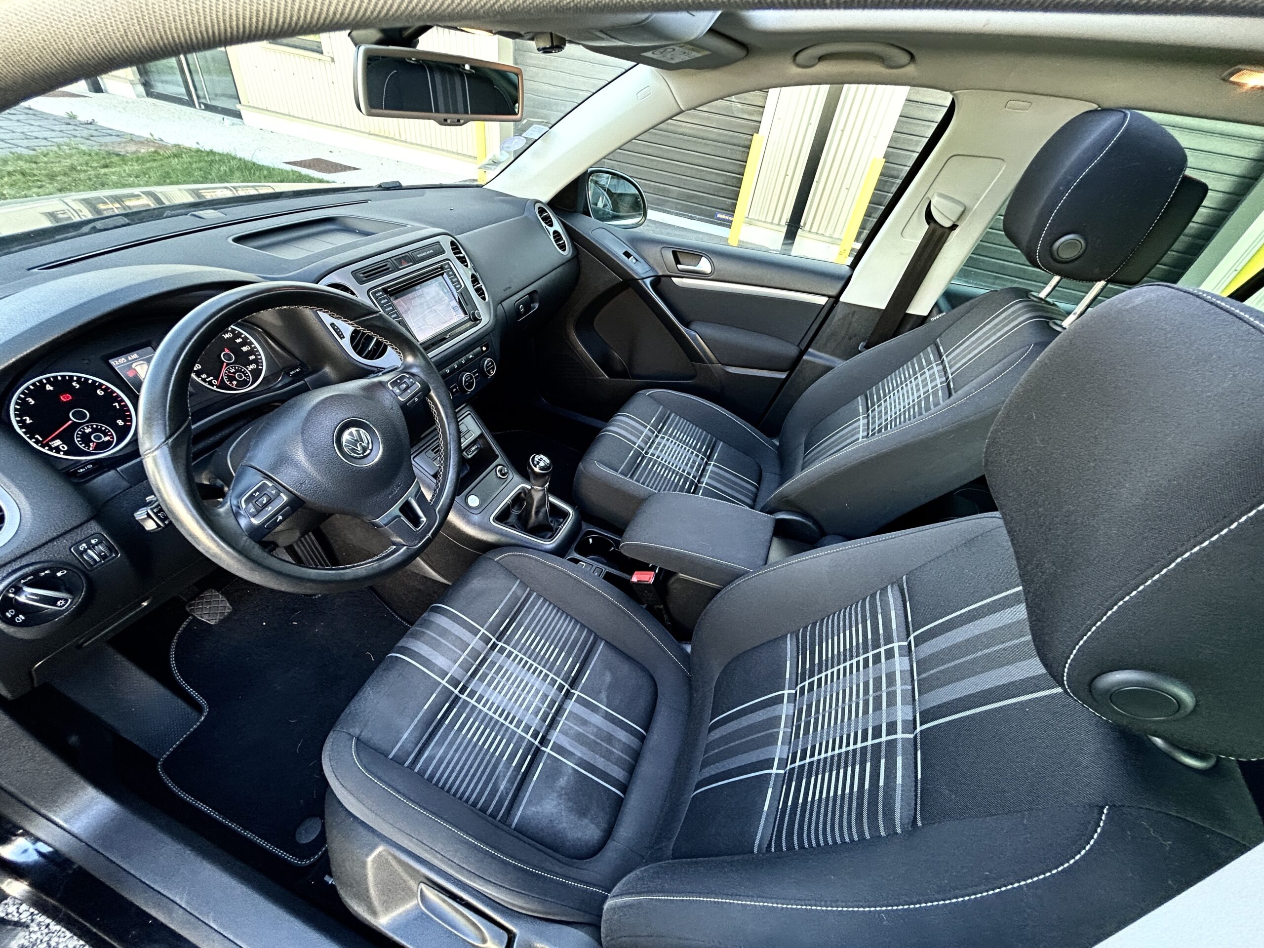 Volkswagen Tiguan TSI 125 Match CarVentures photo 027