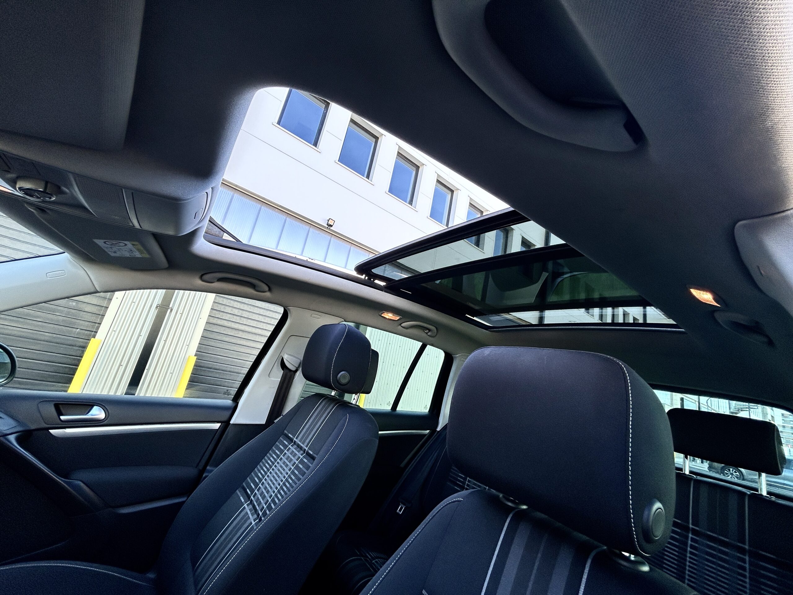 Volkswagen Tiguan TSI 125 Match CarVentures photo 019