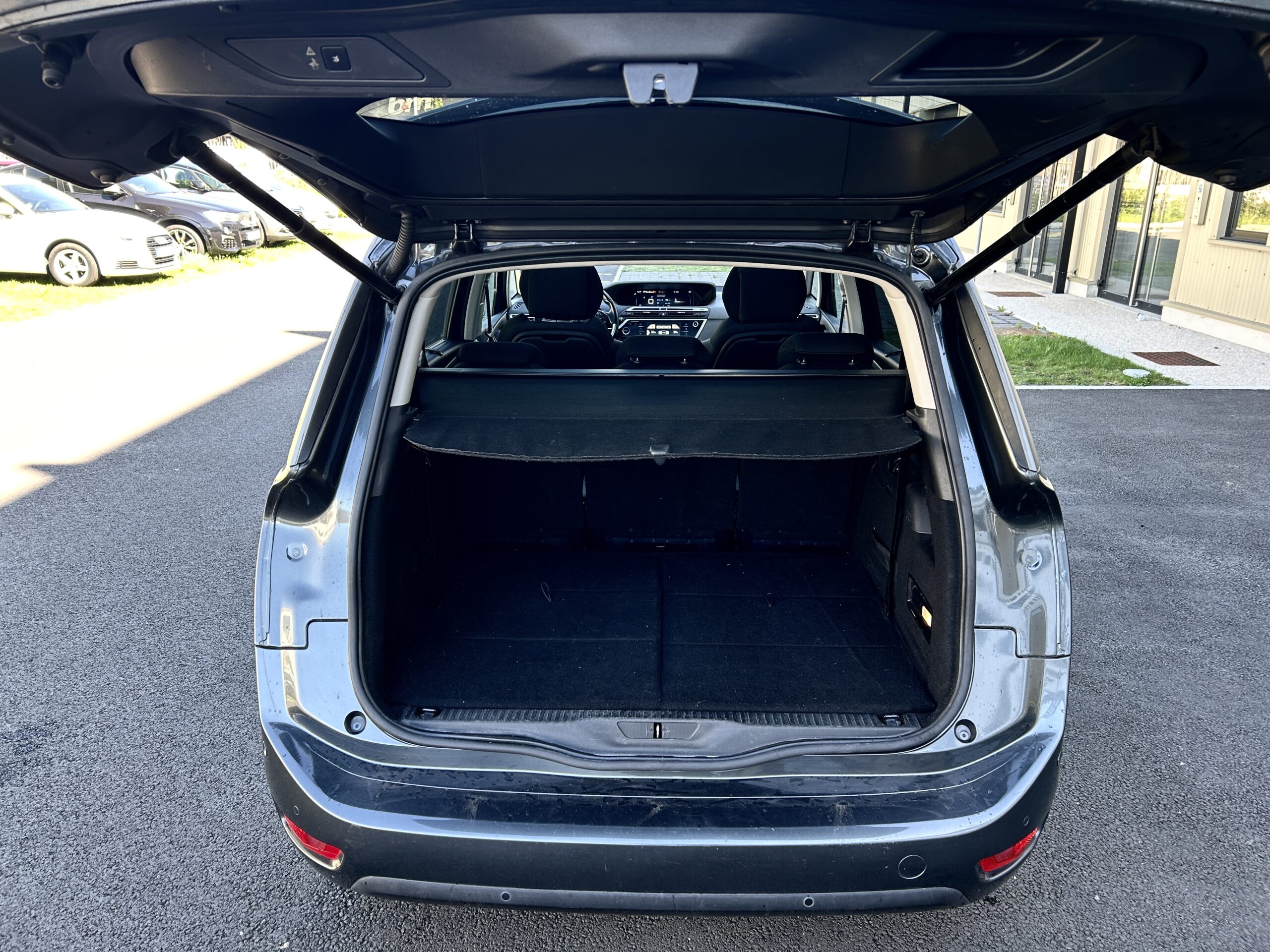 Citroën Grand C4 Picasso THP 165 CarVentures photo 008