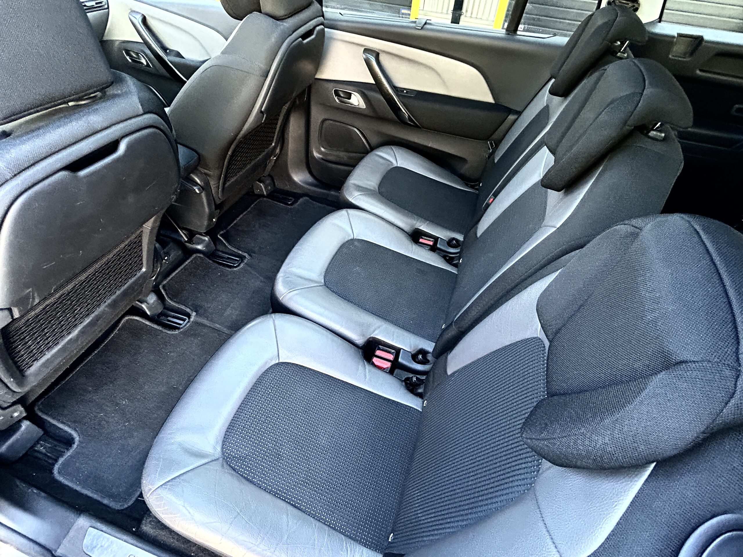 Citroën Grand C4 Picasso THP 165 CarVentures photo 018