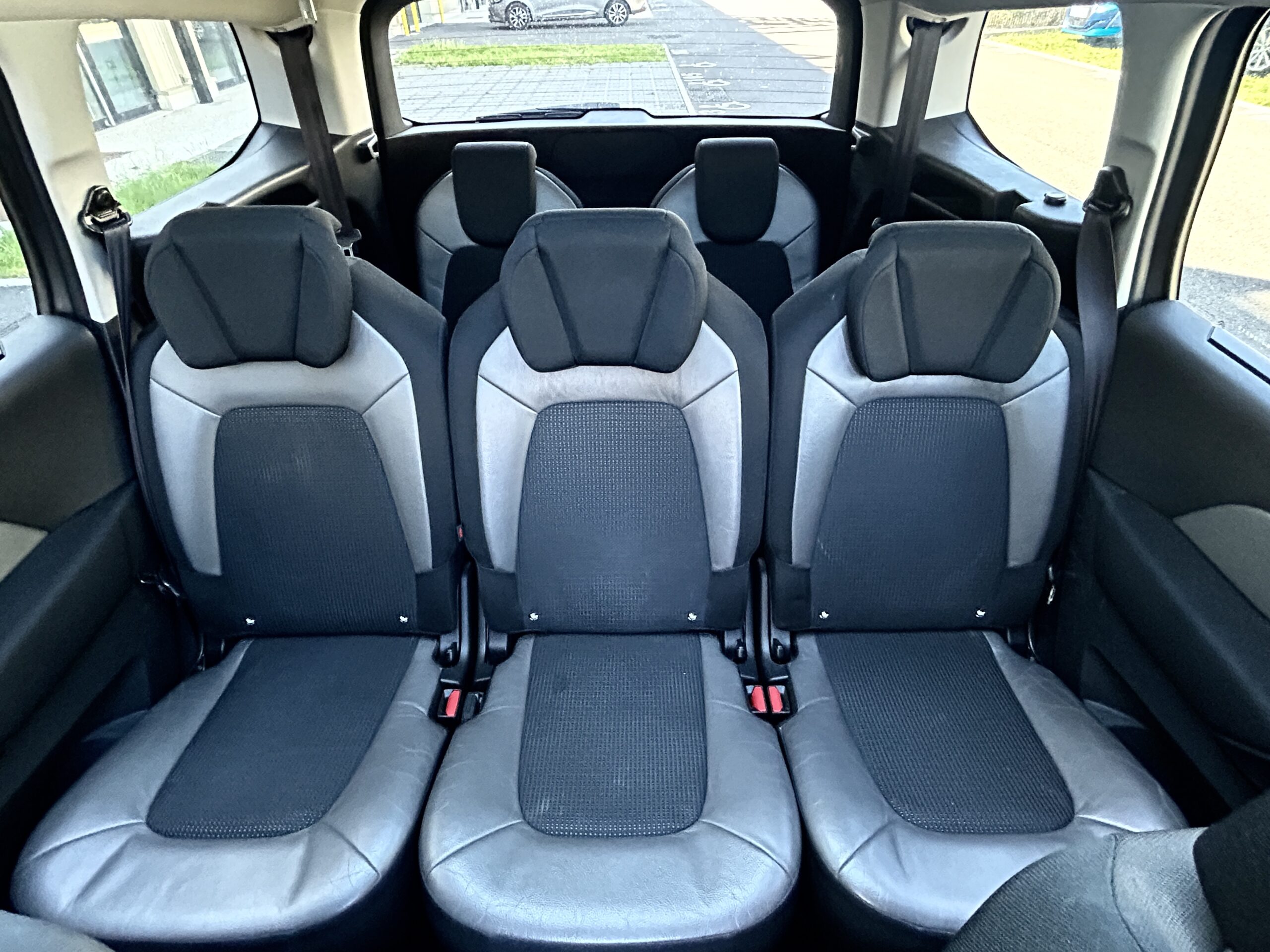 Citroën Grand C4 Picasso THP 165 CarVentures photo 021
