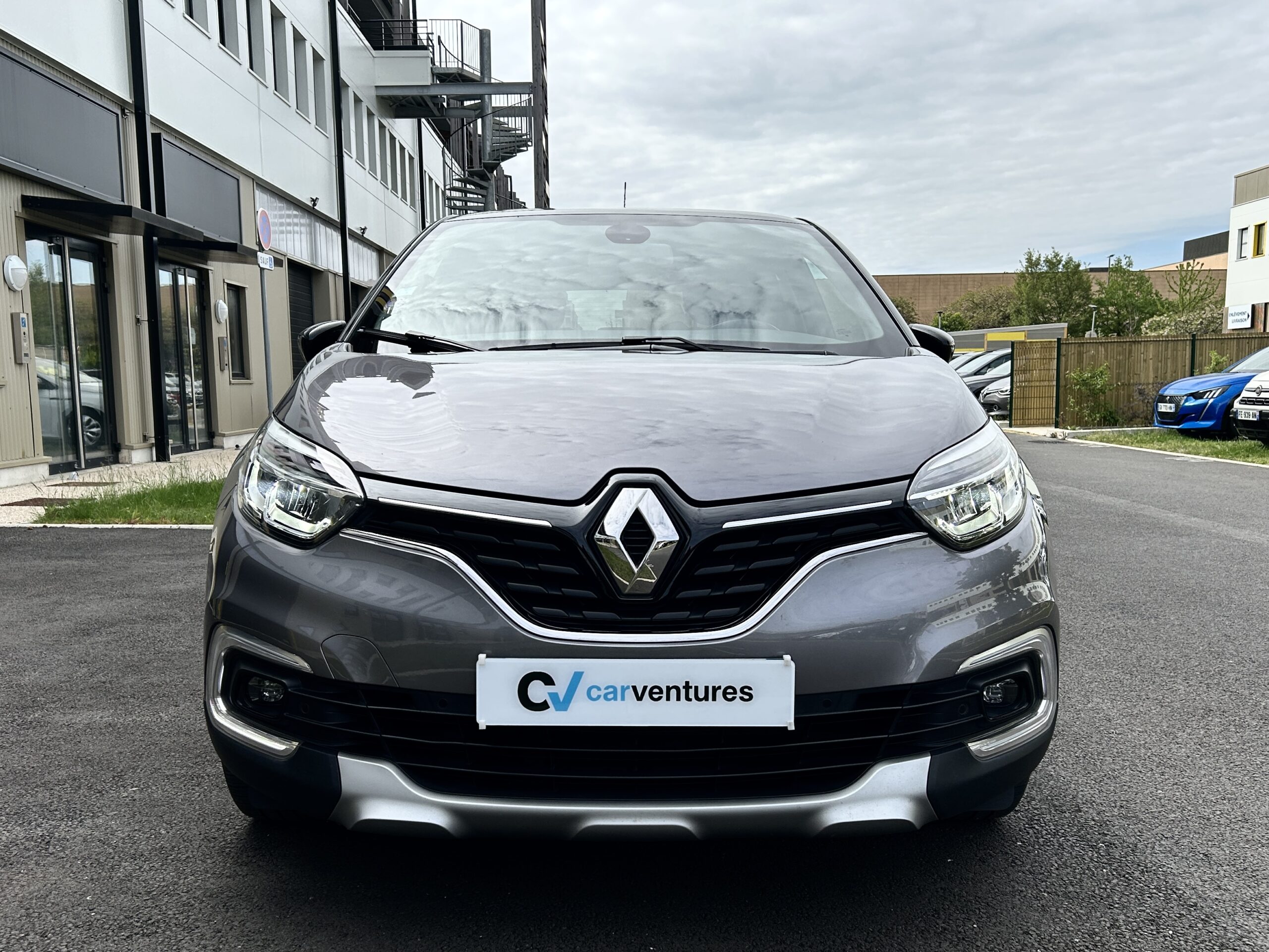 Renault Captur TCe 150 Intens EDC CarVentures photo 002
