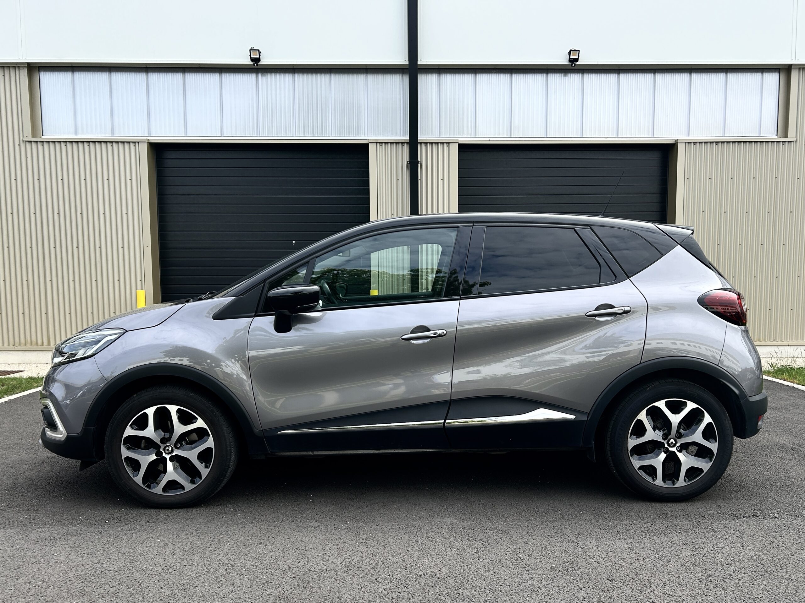Renault Captur TCe 150 Intens EDC CarVentures photo 004