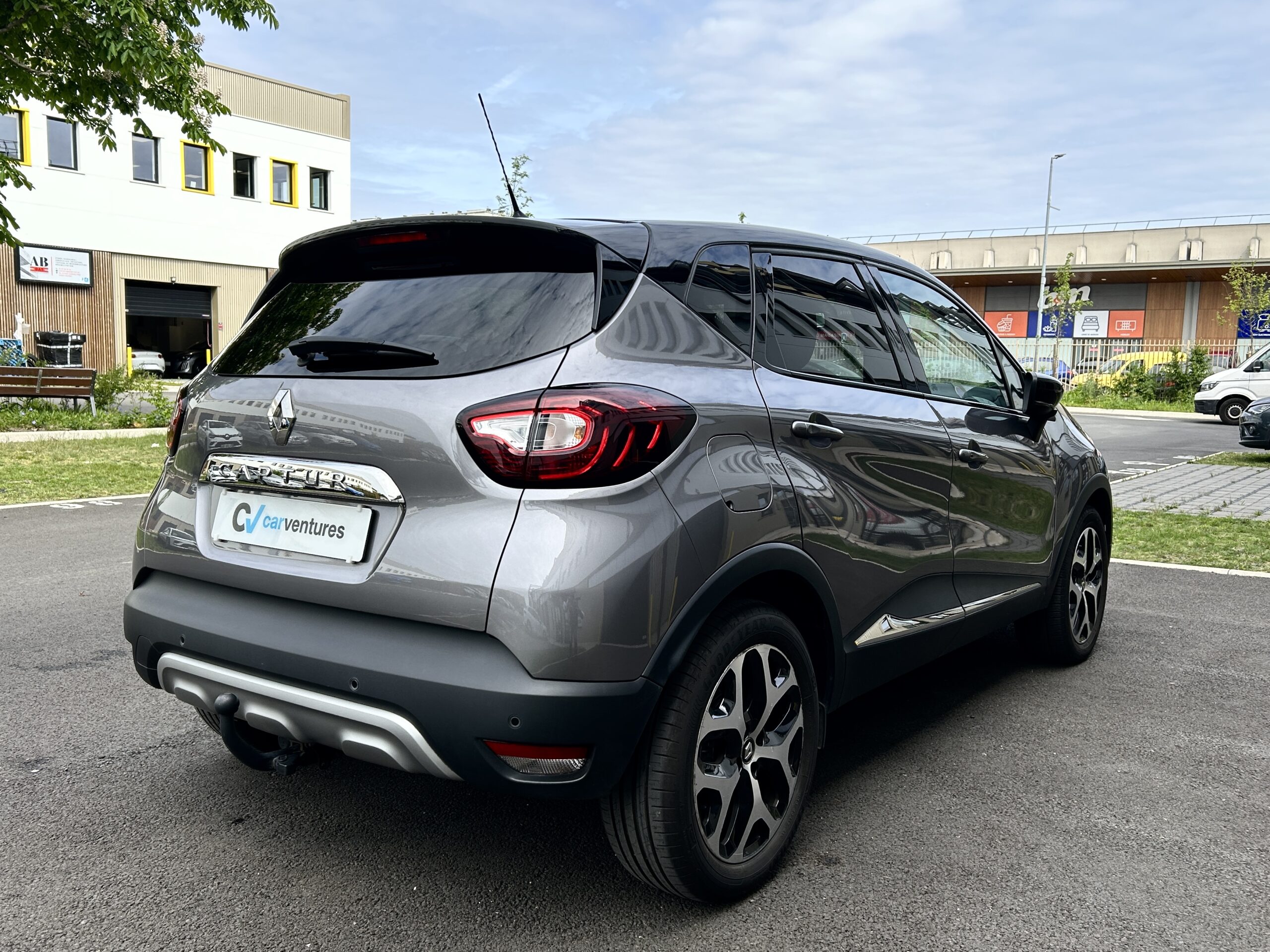 Renault Captur TCe 150 Intens EDC CarVentures photo 007