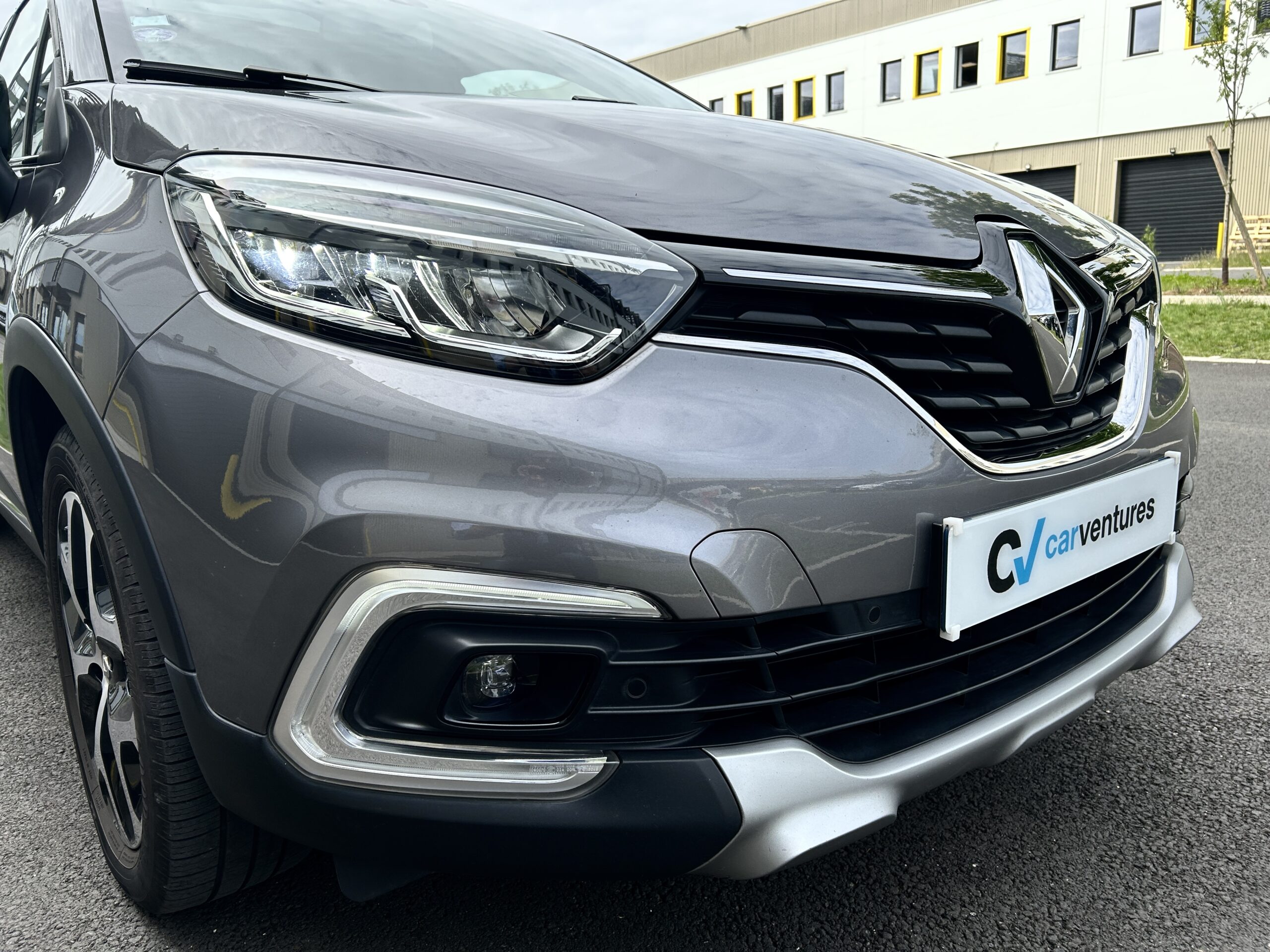Renault Captur TCe 150 Intens EDC CarVentures photo 010