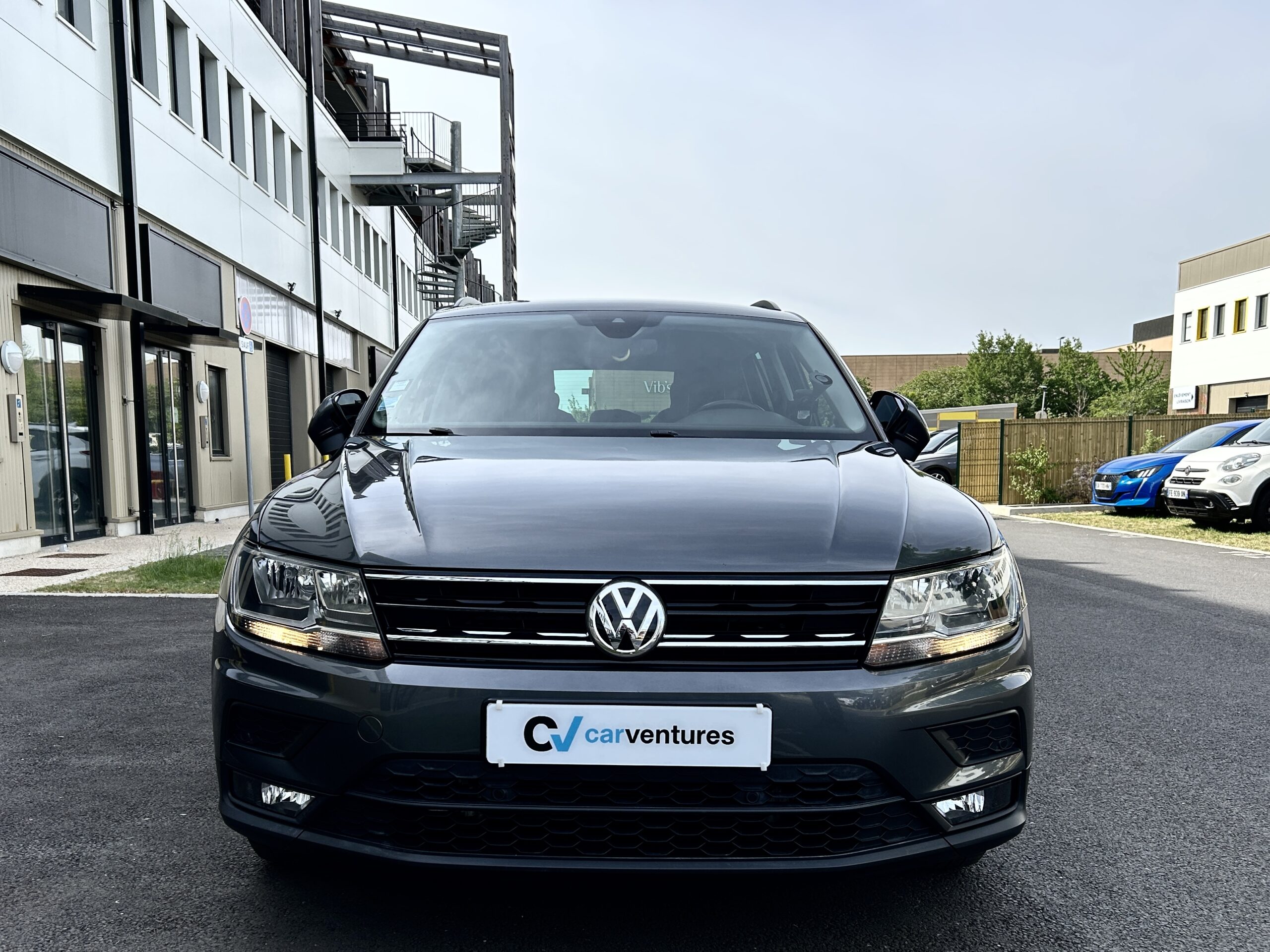 Volkswagen Tiguan TDI 150 DSG7 Confortline CarVentures photo 002