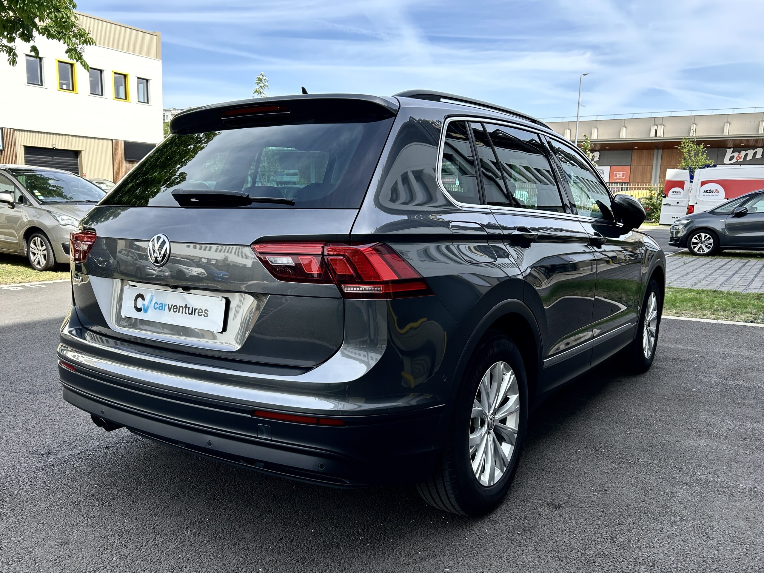 Volkswagen Tiguan TDI 150 DSG7 Confortline CarVentures photo 007