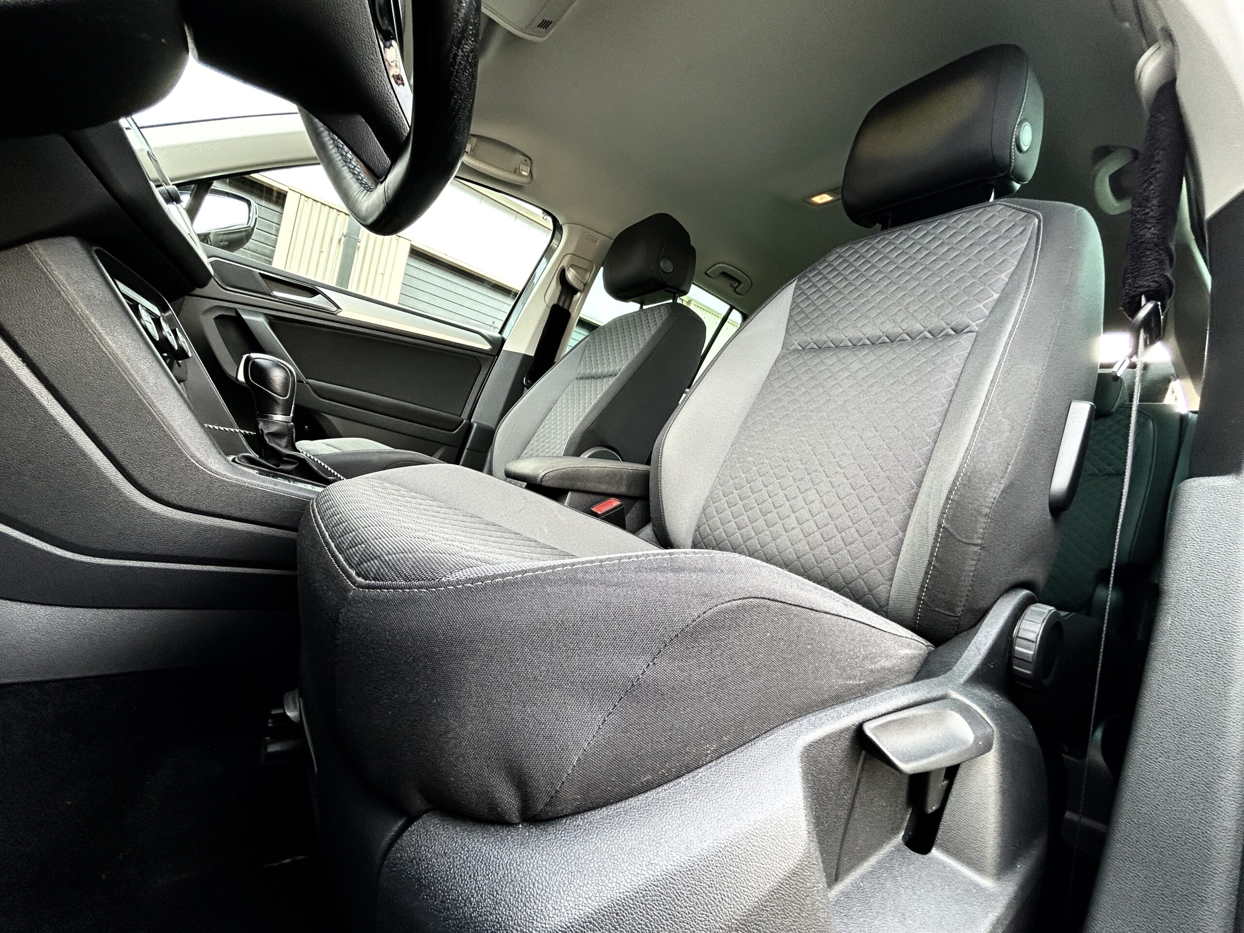 Volkswagen Tiguan TDI 150 DSG7 Confortline CarVentures photo 017