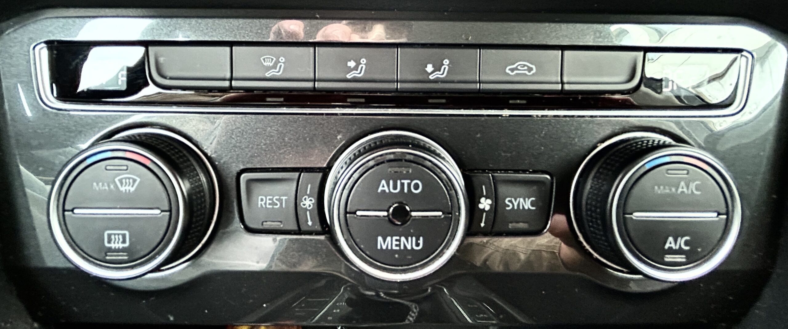 Volkswagen Tiguan TDI 150 DSG7 Confortline CarVentures photo 022