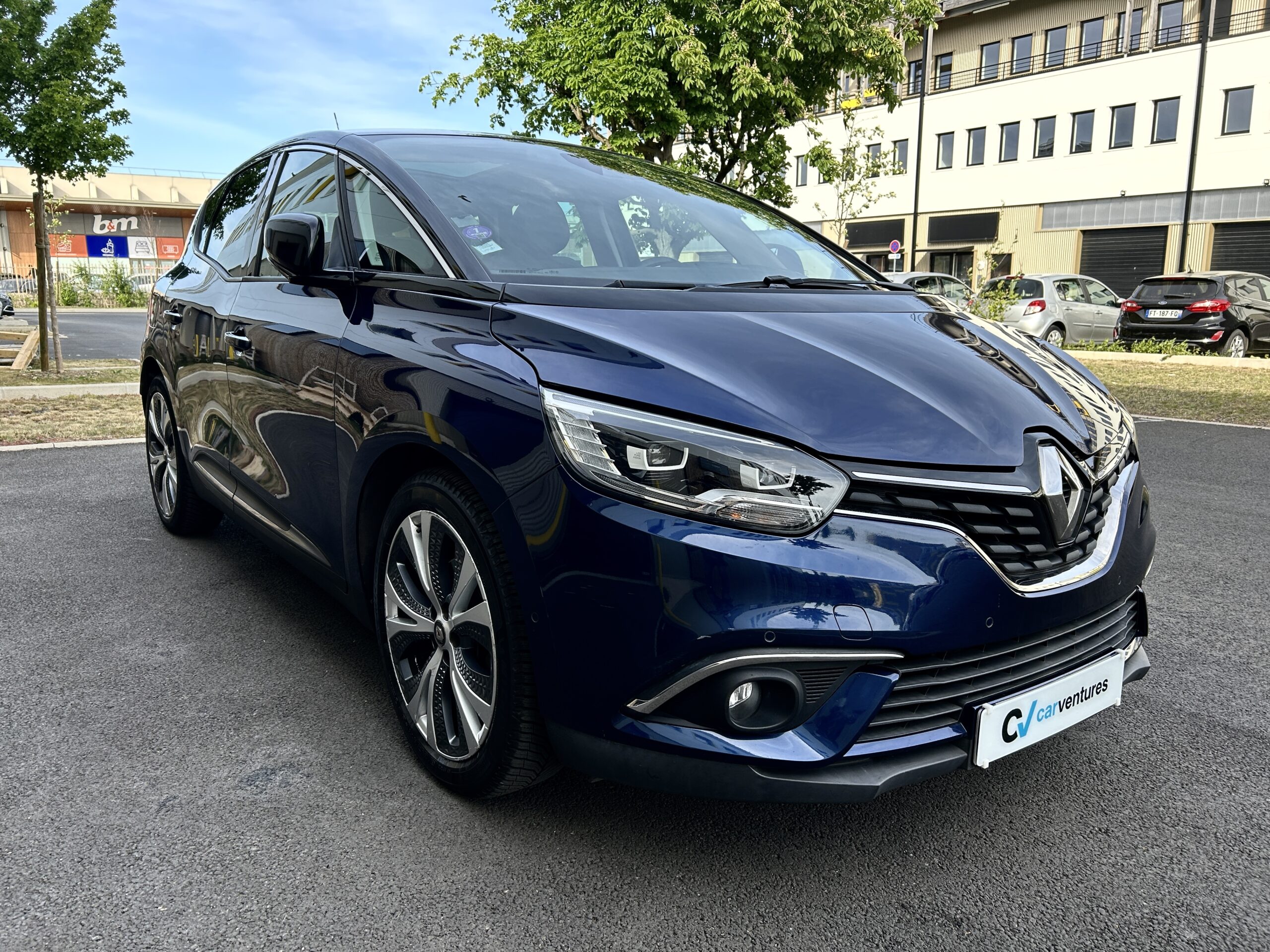 Renault Scenic TCe 140 EDC Intens CarVentures photo 003