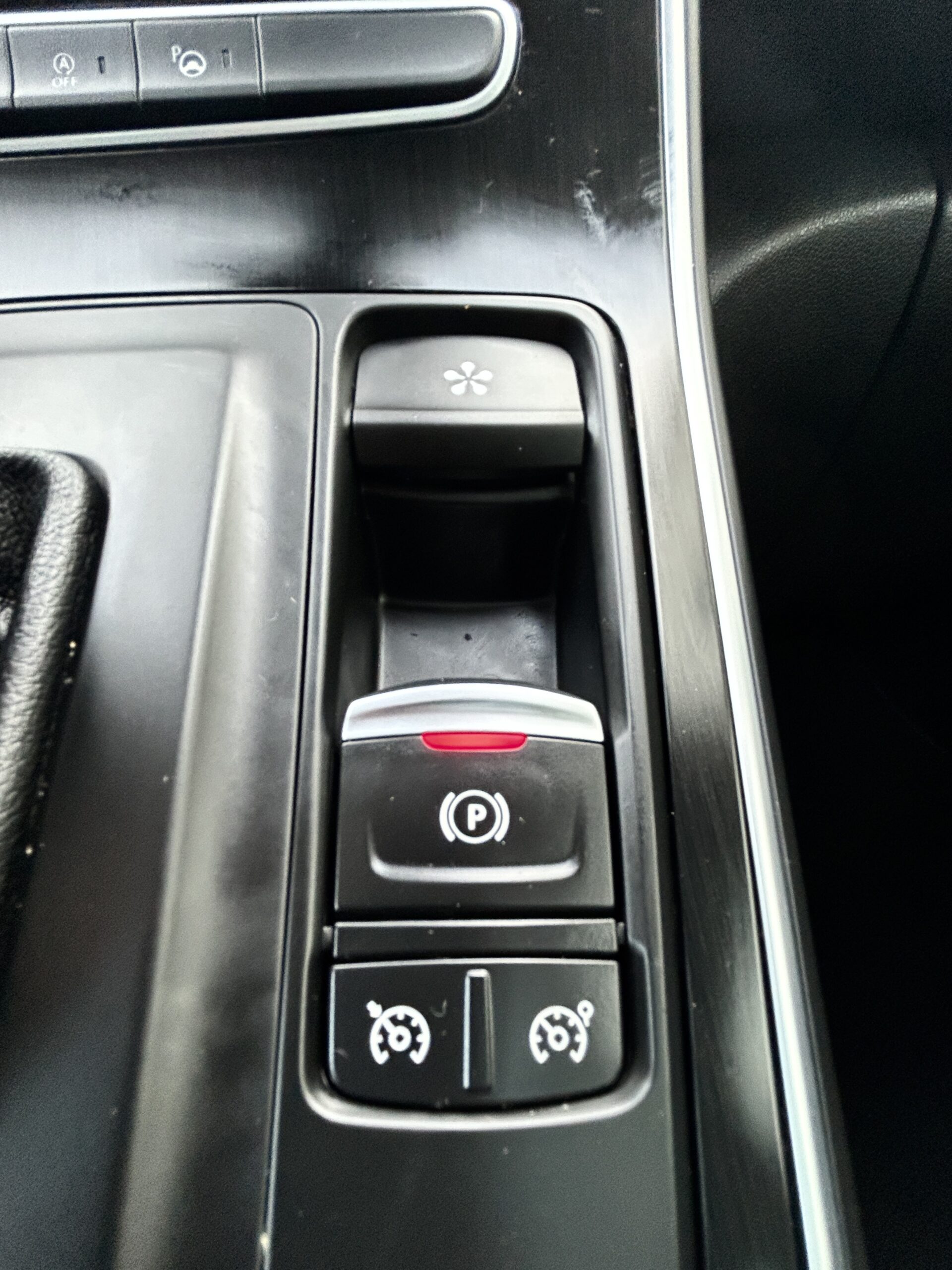 Renault Scenic TCe 140 EDC Intens CarVentures photo 029