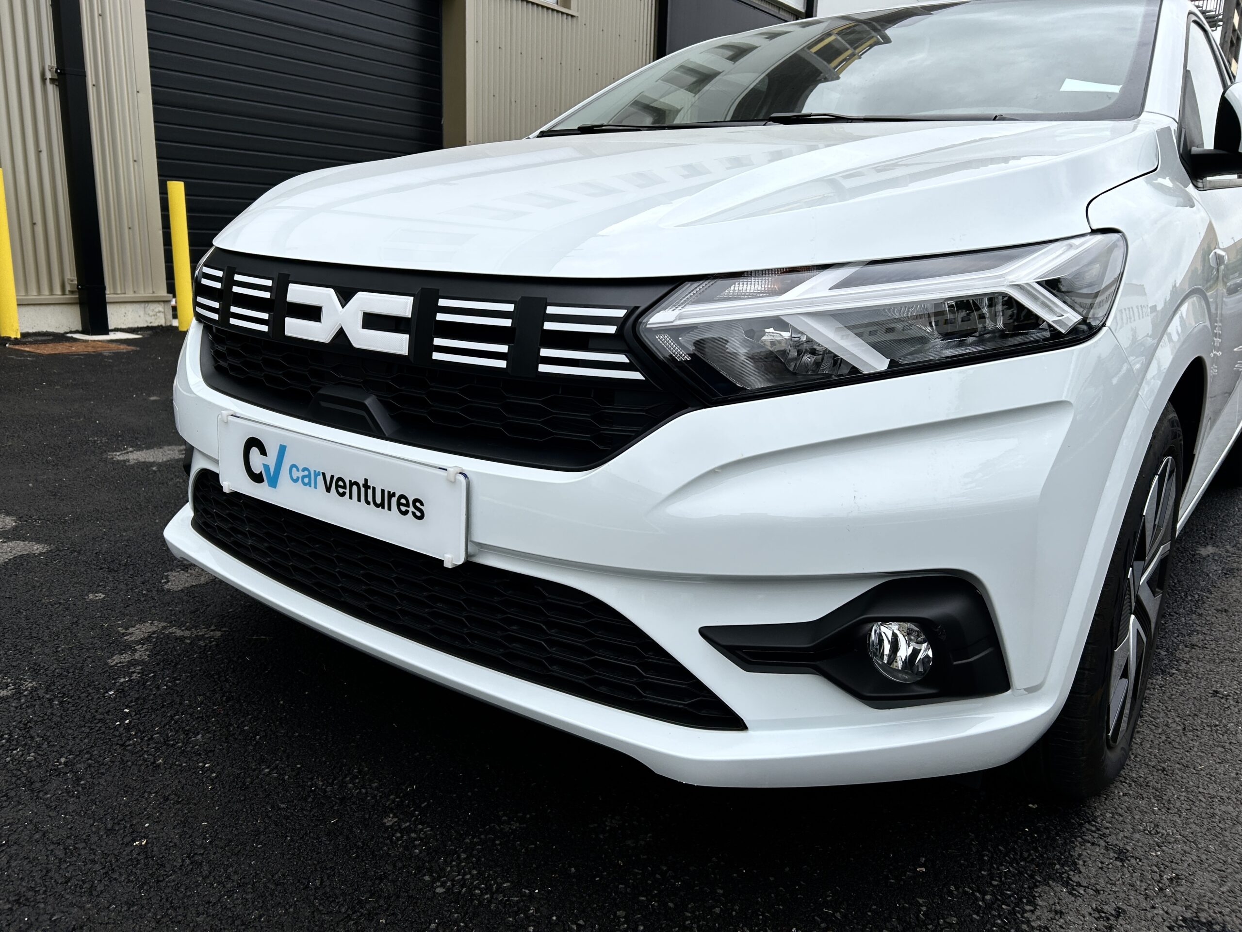 Dacia Sandero SCe 65 Expression CarVentures photo 014