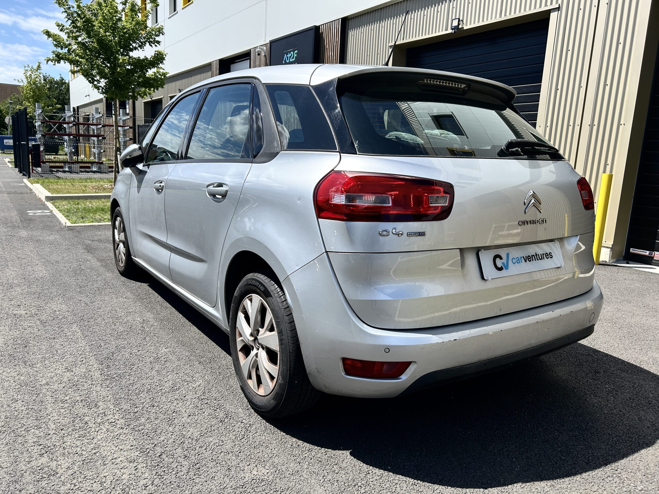 Citroen C4 Picasso BlueHDi 120 EAT6 CarVentures photo 005