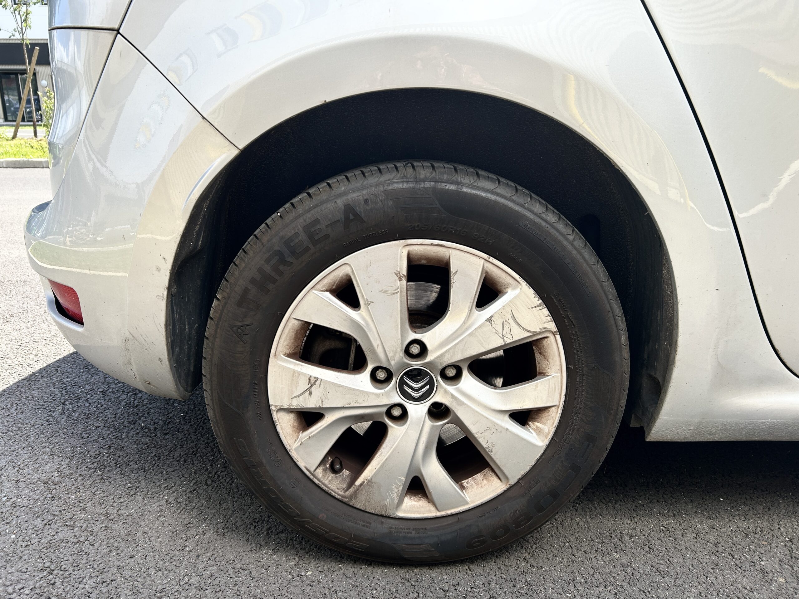 Citroen C4 Picasso BlueHDi 120 EAT6 CarVentures photo 011