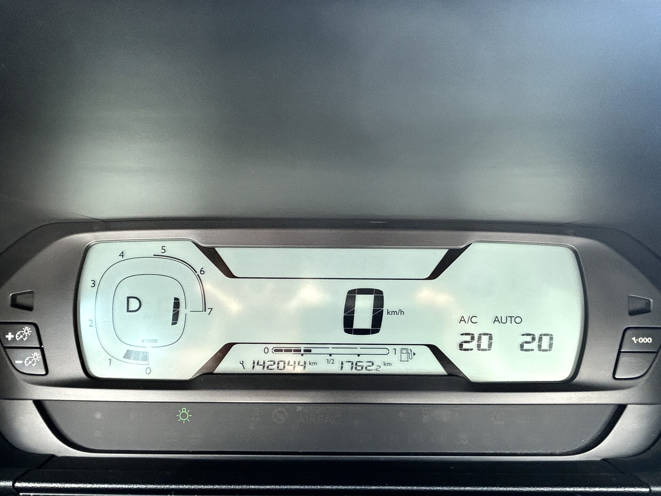 Citroen C4 Picasso BlueHDi 120 EAT6 CarVentures photo 020
