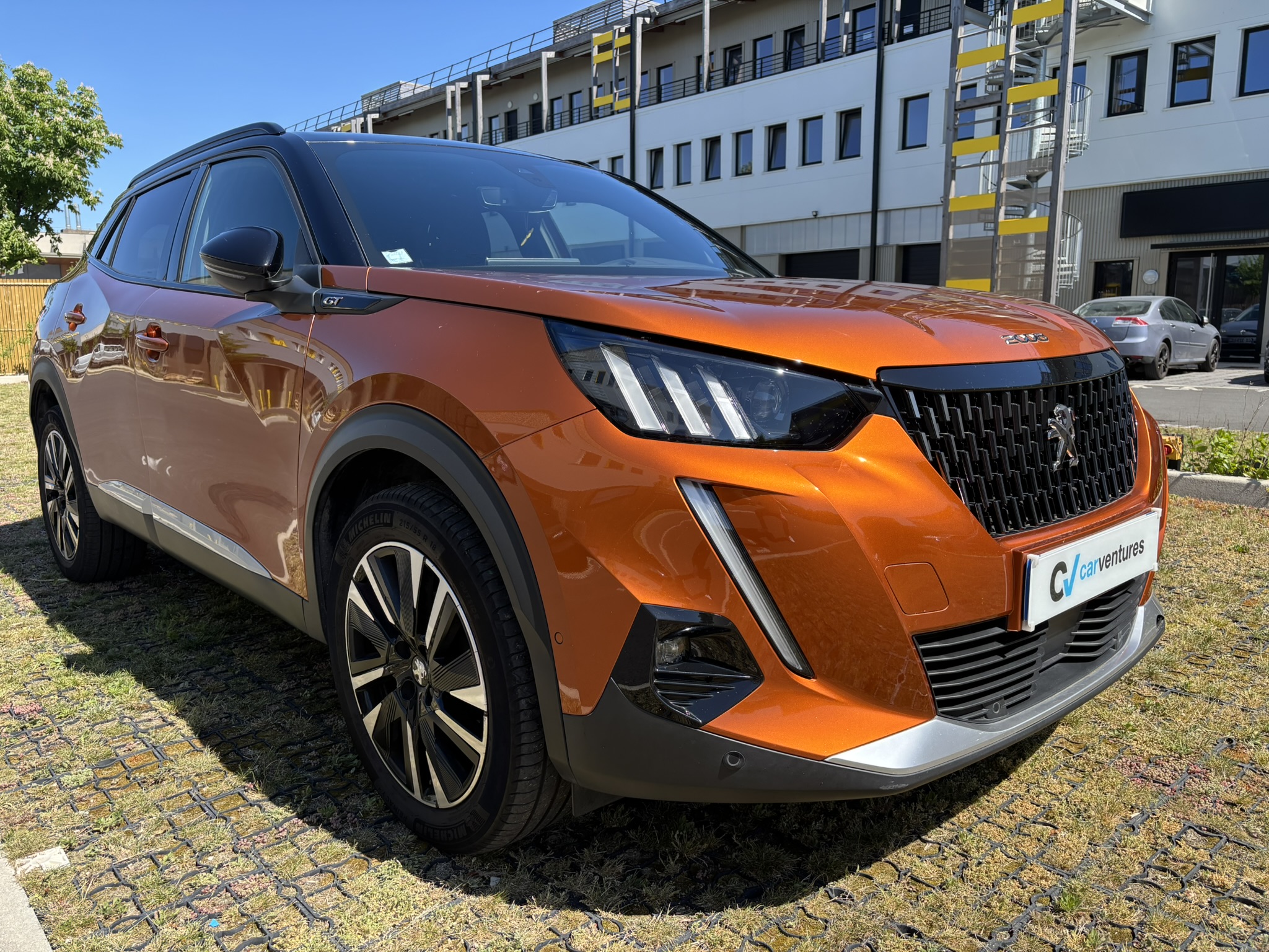Peugeot 2008 GT EAT8 CarVentures photo 003