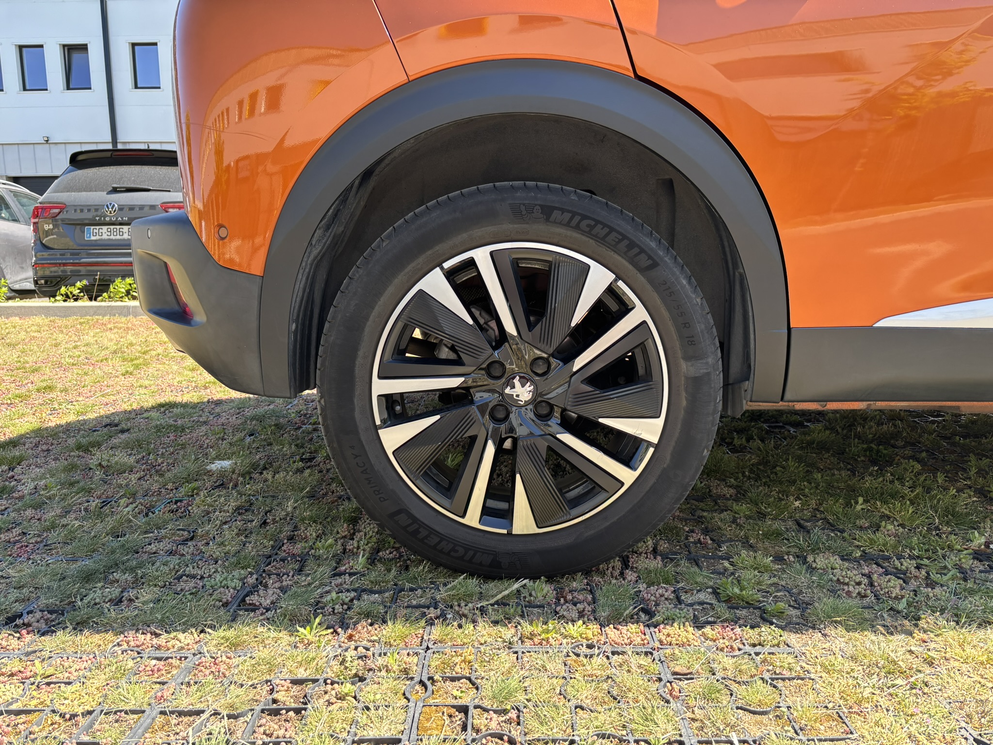 Peugeot 2008 GT EAT8 CarVentures photo 010