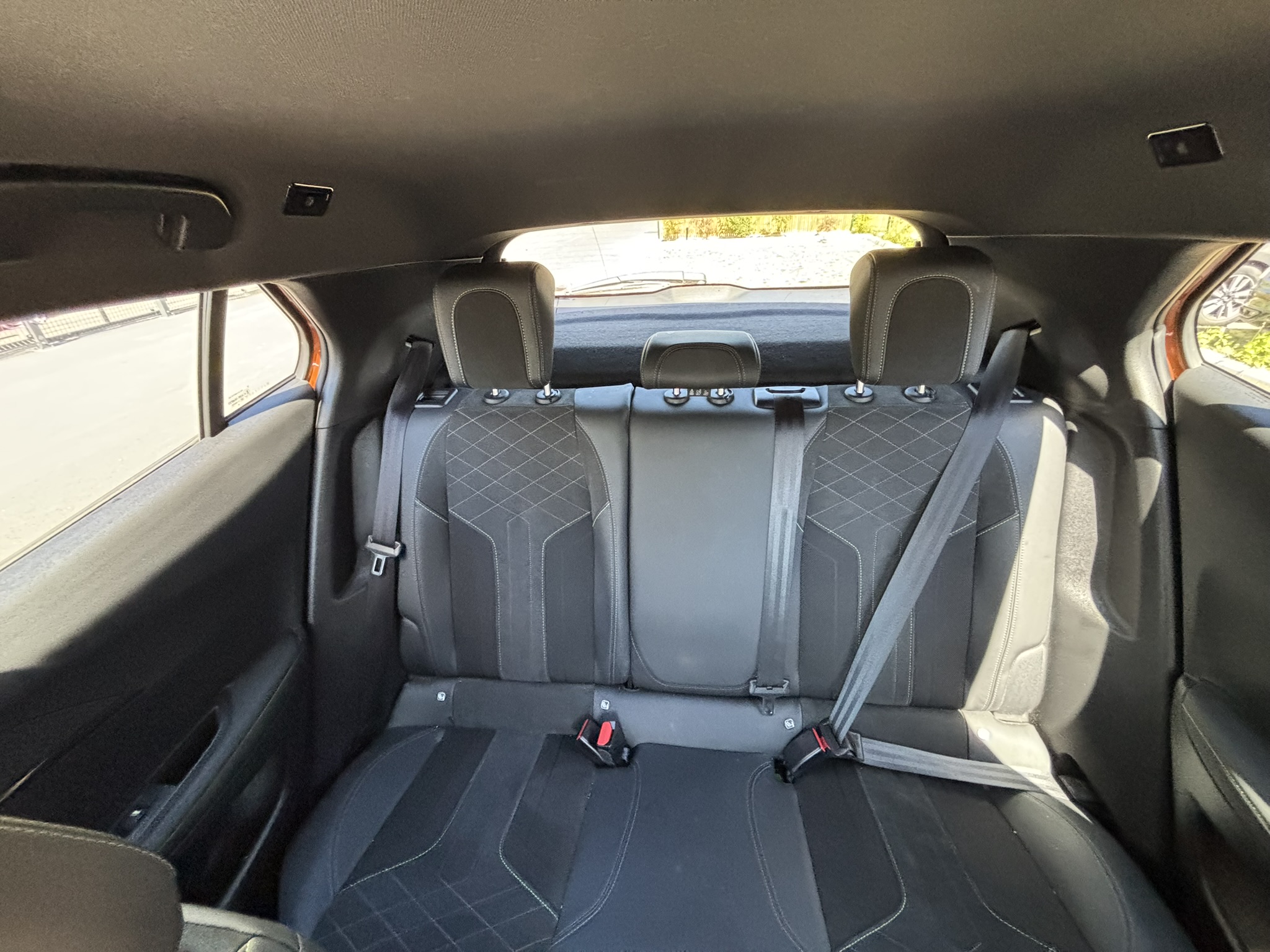 Peugeot 2008 GT EAT8 CarVentures photo 013