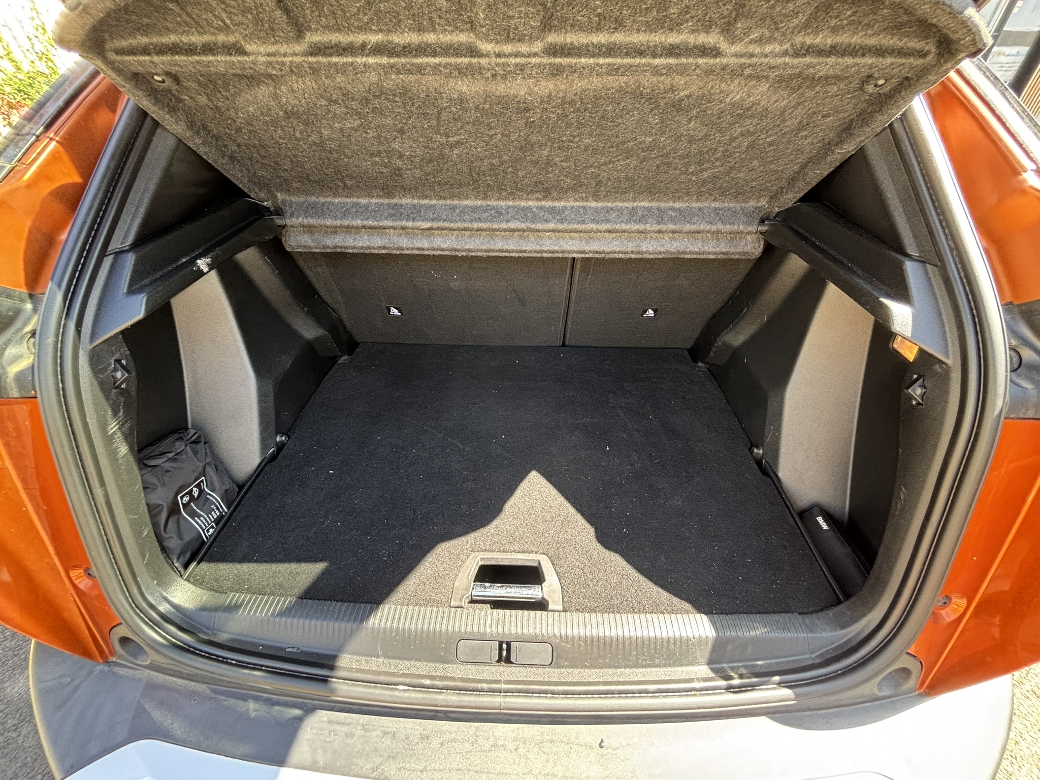 Peugeot 2008 GT EAT8 CarVentures photo 025