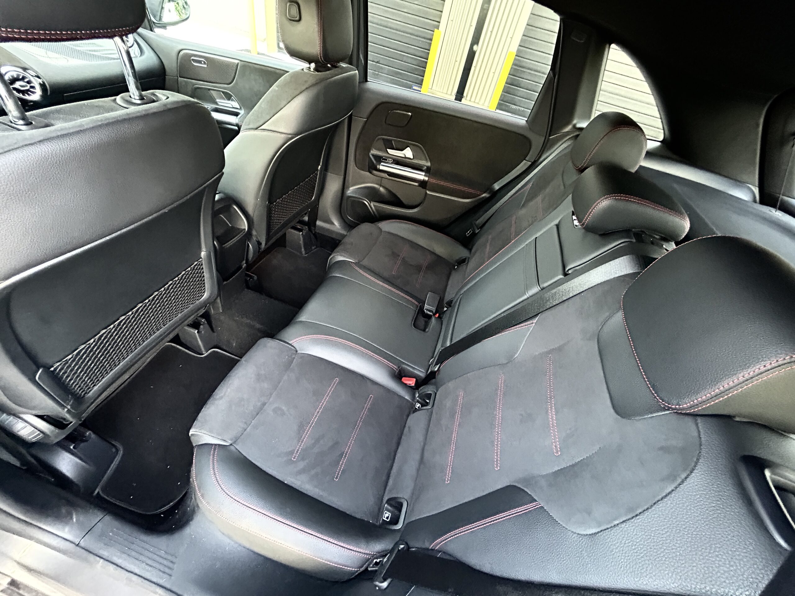 Mercedes Classe B 180d AMG Line CarVentures photo 016