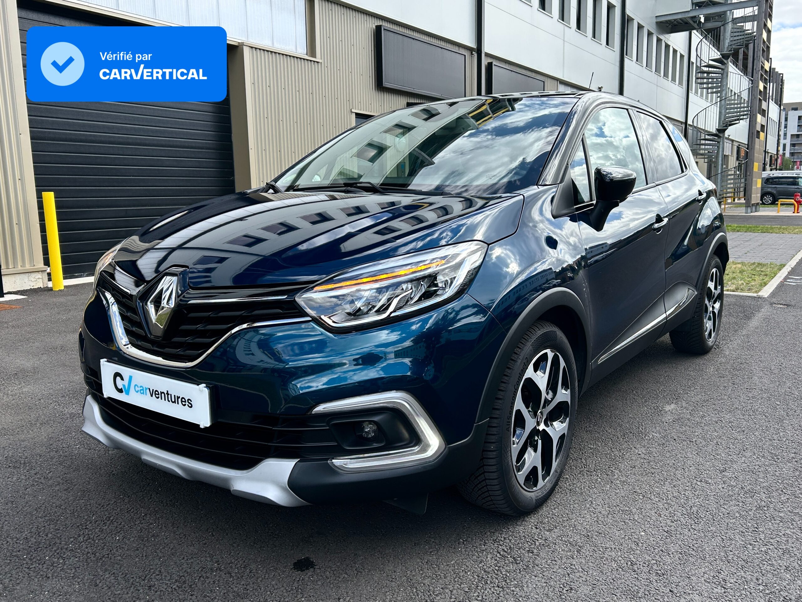Renault Captur II 1.5 dCi 90 Intens (2019) - Bleu Océan toit Noir Étoilé