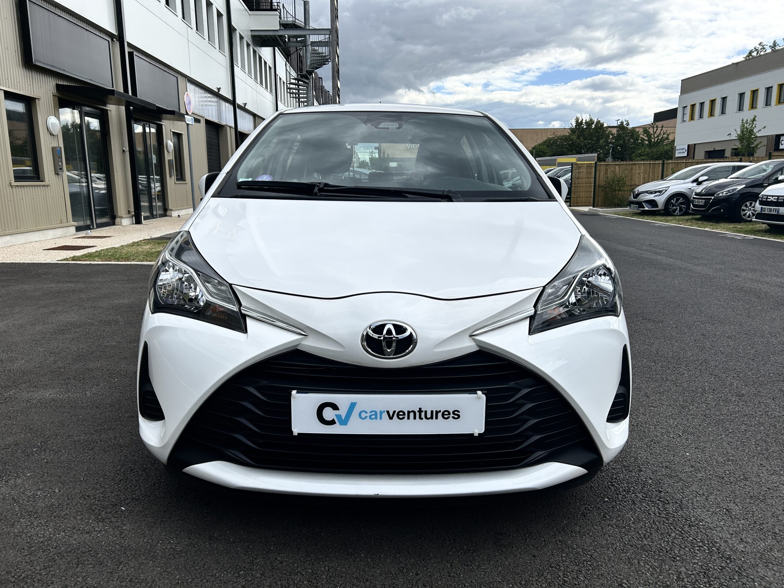 Toyota Yaris France Connect CVT CarVentures photo 002