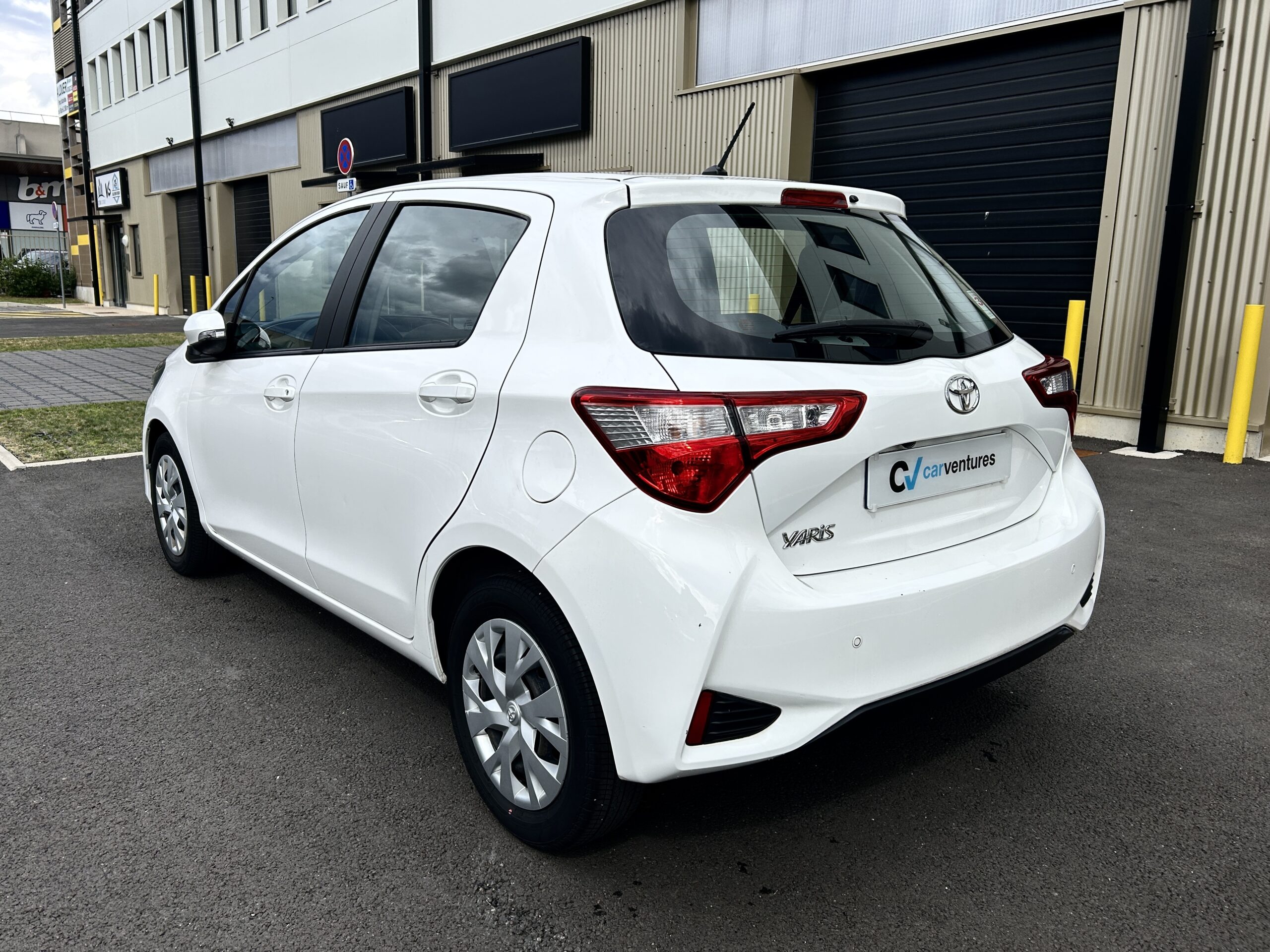Toyota Yaris France Connect CVT CarVentures photo 005