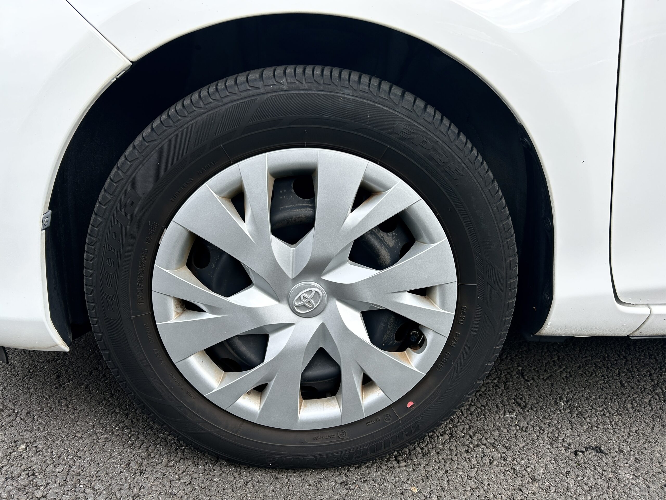 Toyota Yaris France Connect CVT CarVentures photo 008