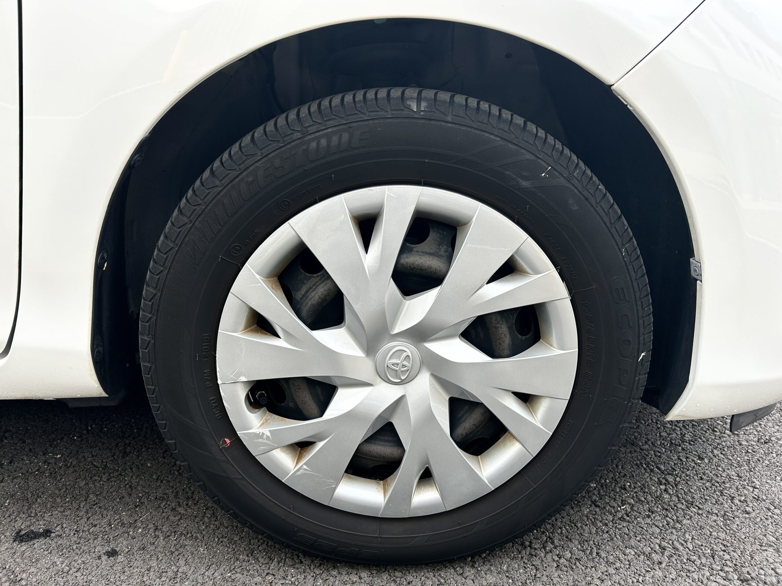 Toyota Yaris France Connect CVT CarVentures photo 011