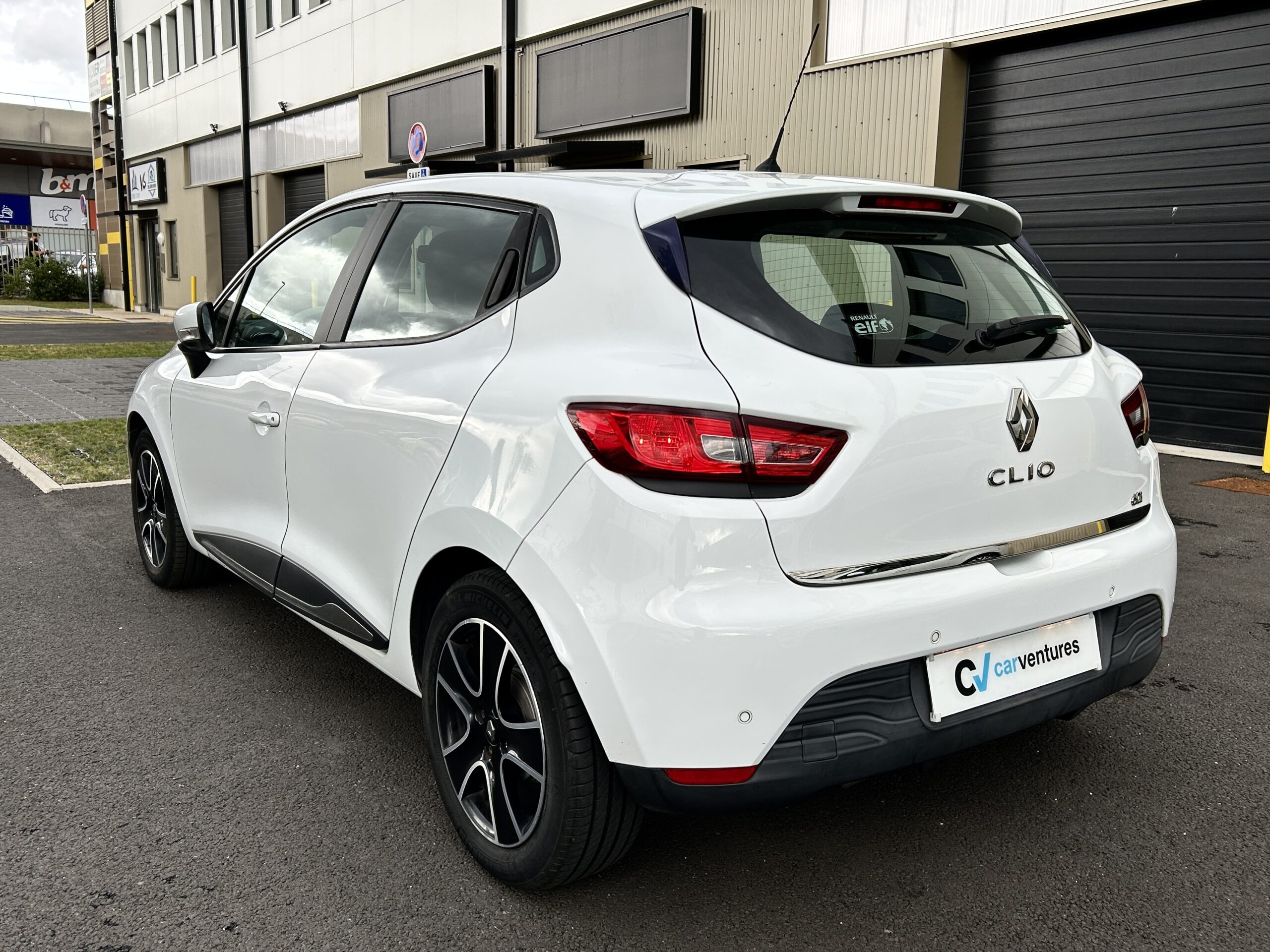 Renault Clio IV dCi 90 Business CarVentures photo 005