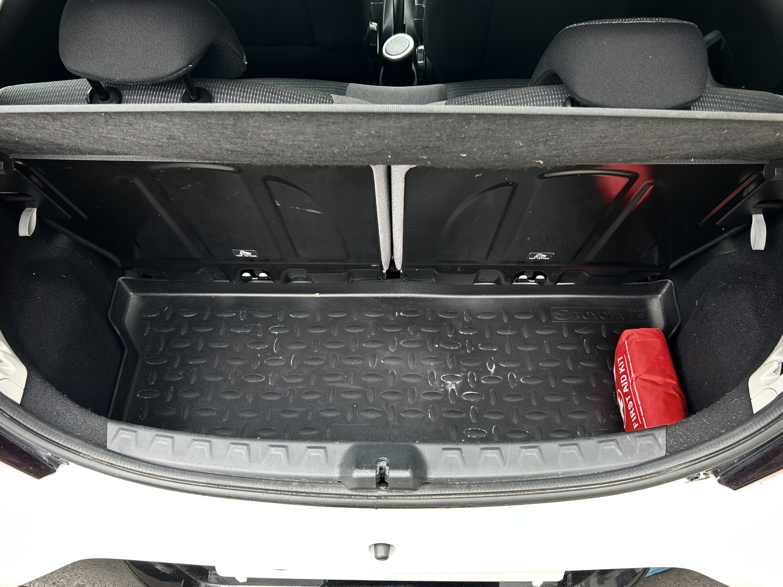 Toyota Aygo x-play CarVentures photo 008