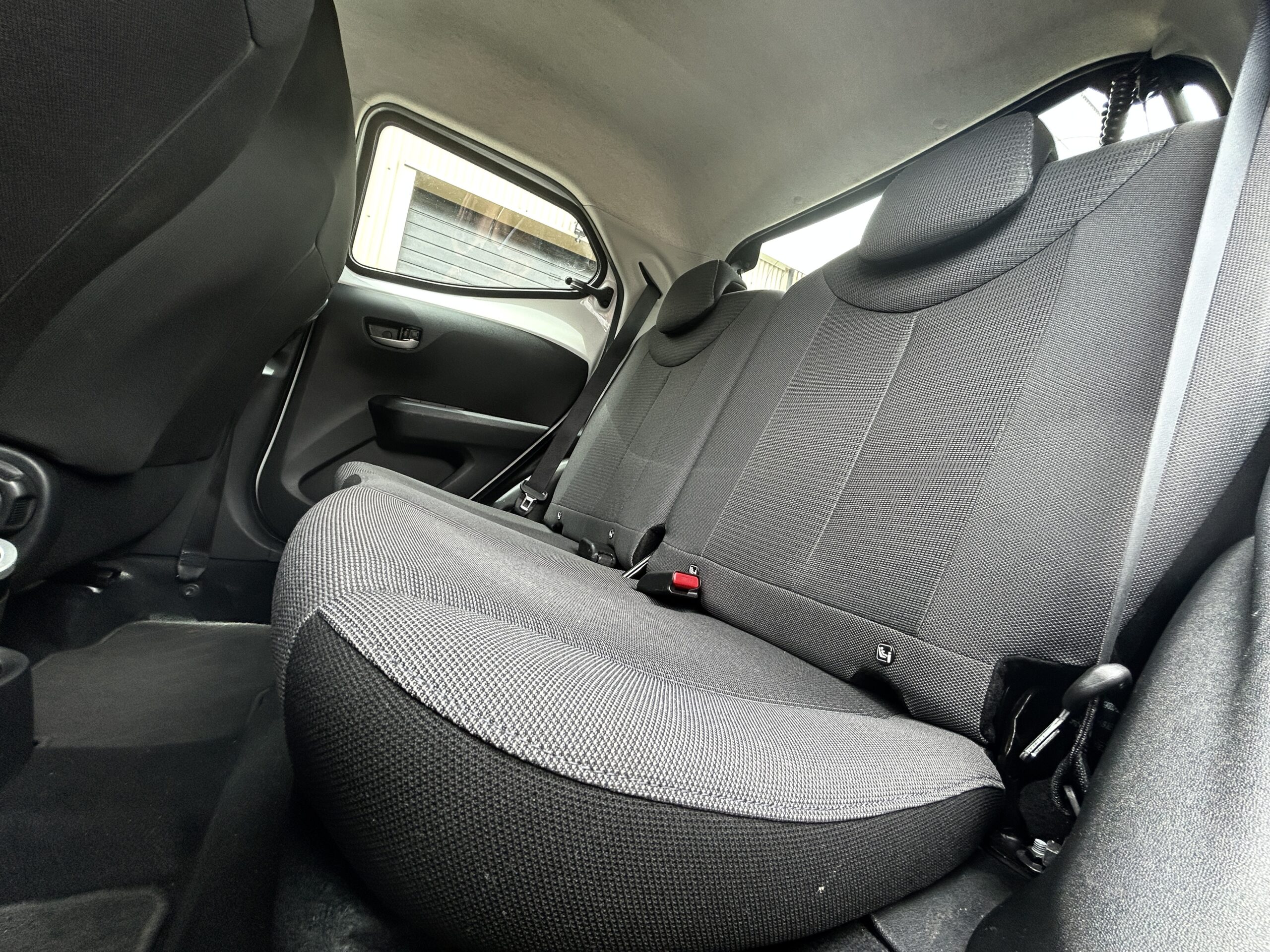 Toyota Aygo x-play CarVentures photo 012