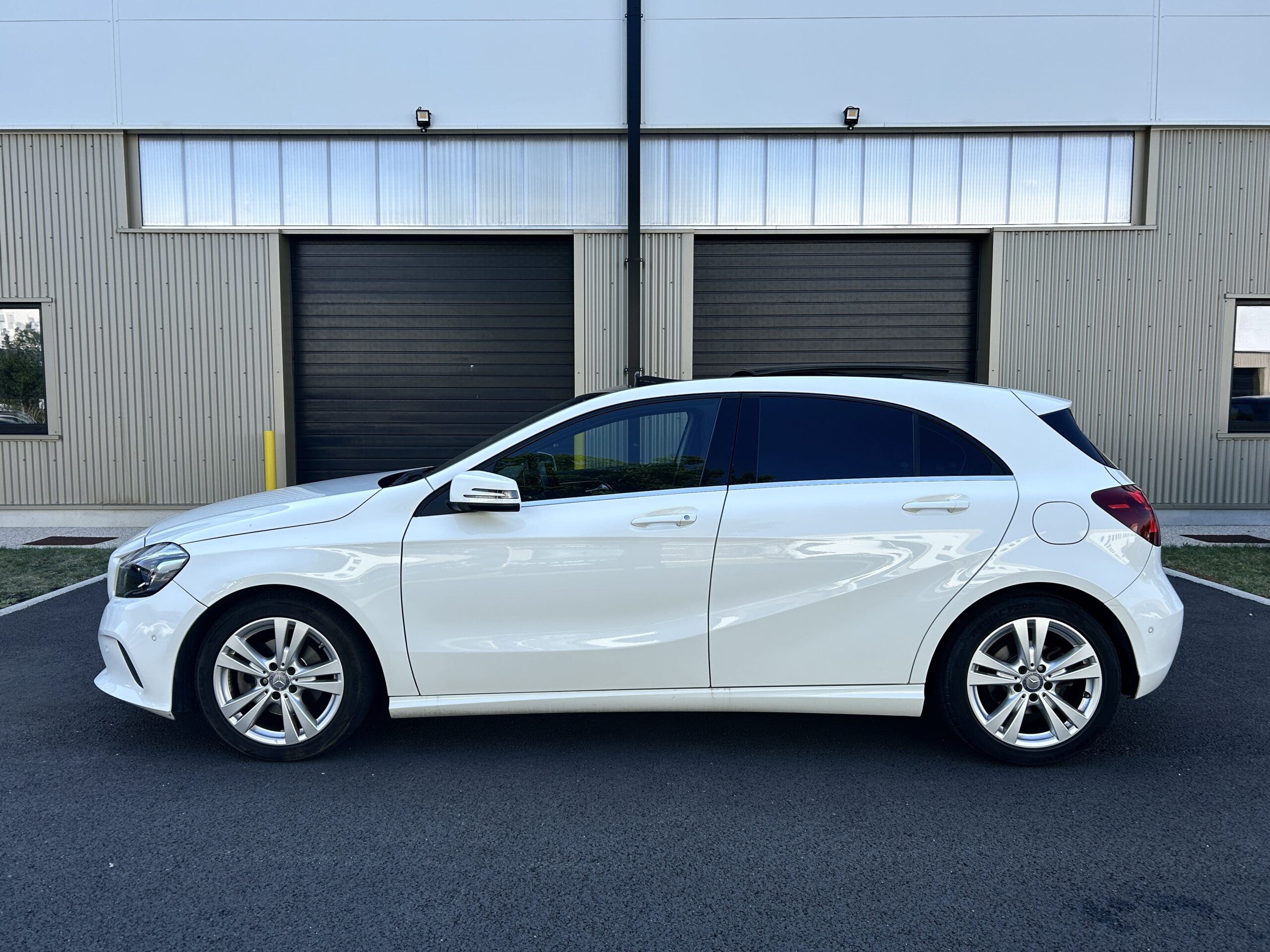 Mercedes Classe A 200d Sensation 7G-DCT CarVentures photo 004