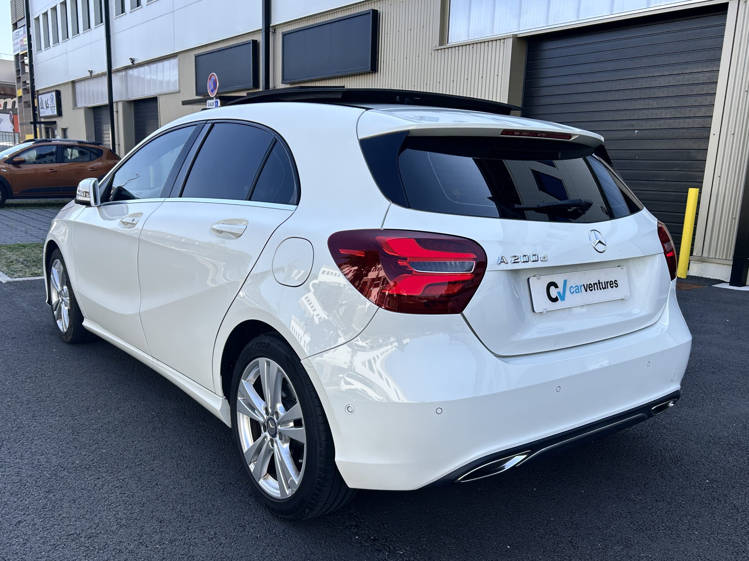 Mercedes Classe A 200d Sensation 7G-DCT CarVentures photo 005