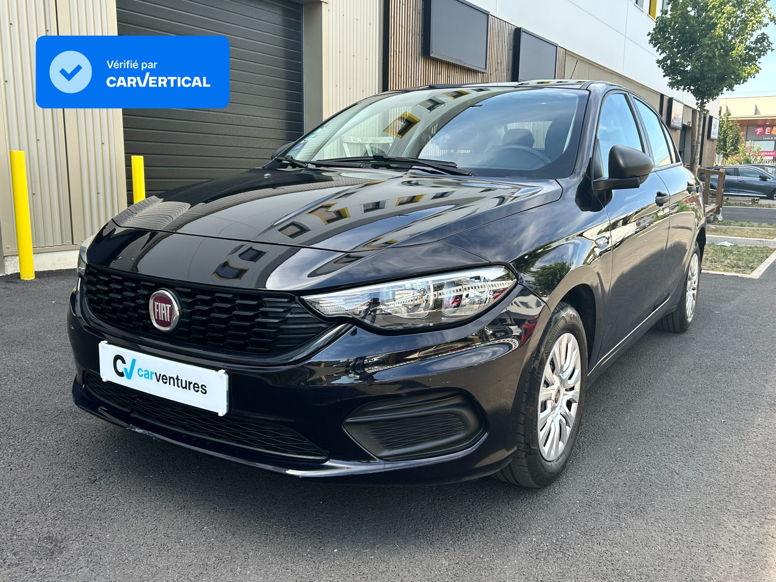 Fiat Tipo 1.4 95 Easy (2019) - Noir Cinema métallisé
