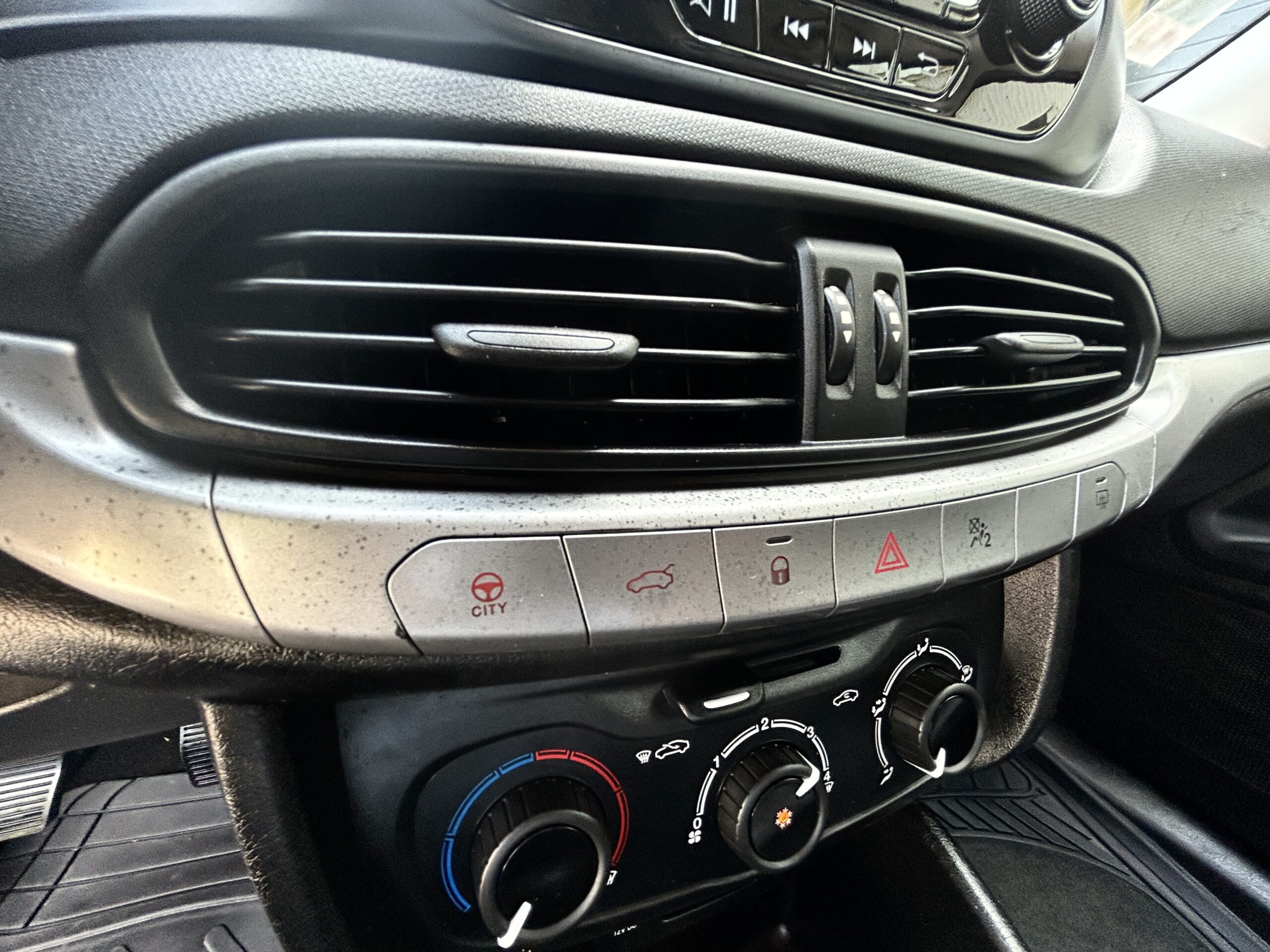 Fiat Tipo 1.4 95 Easy CarVentures photo 023