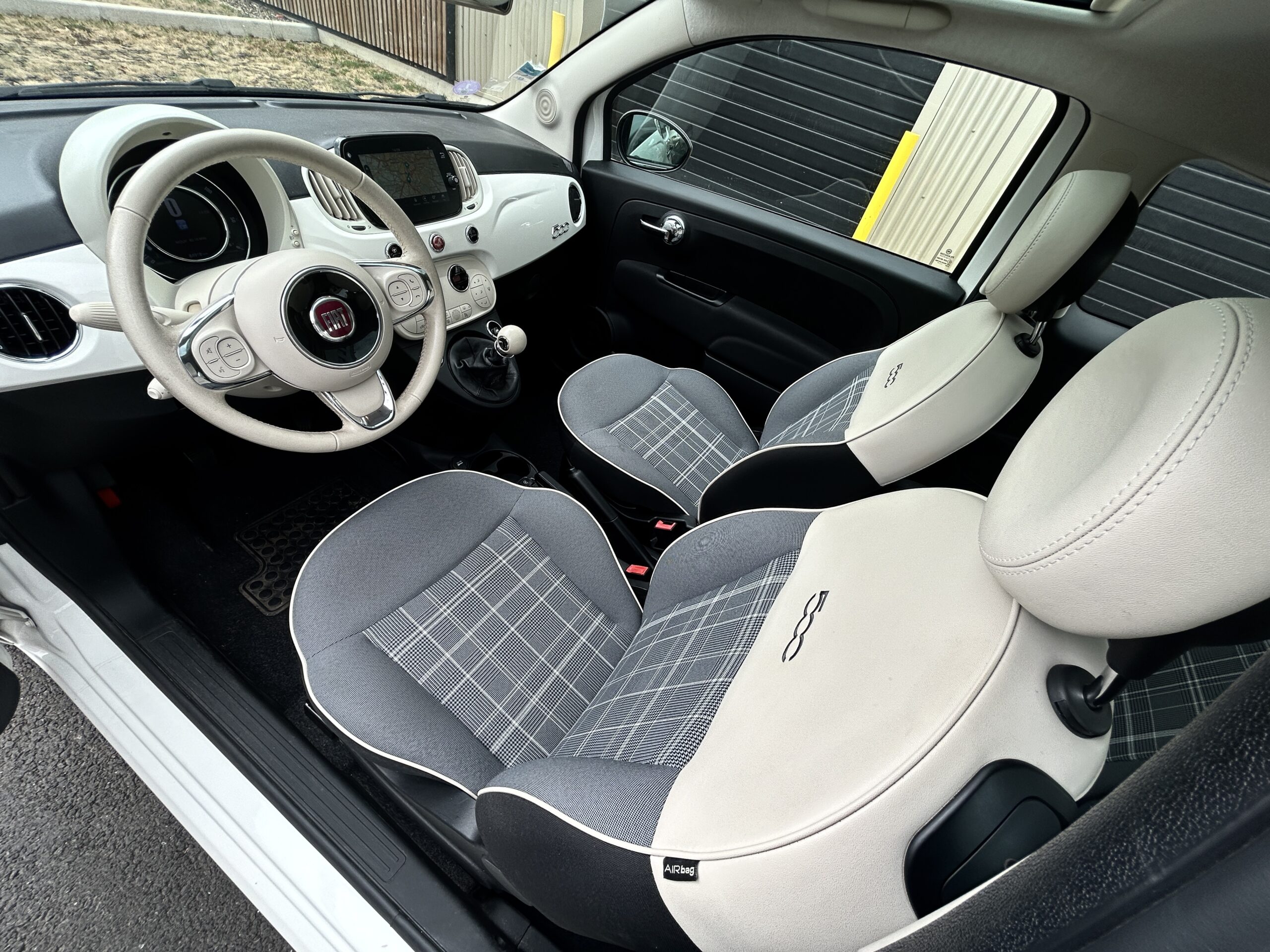 Fiat 500 1.2 69 Lounge CarVentures photo 023
