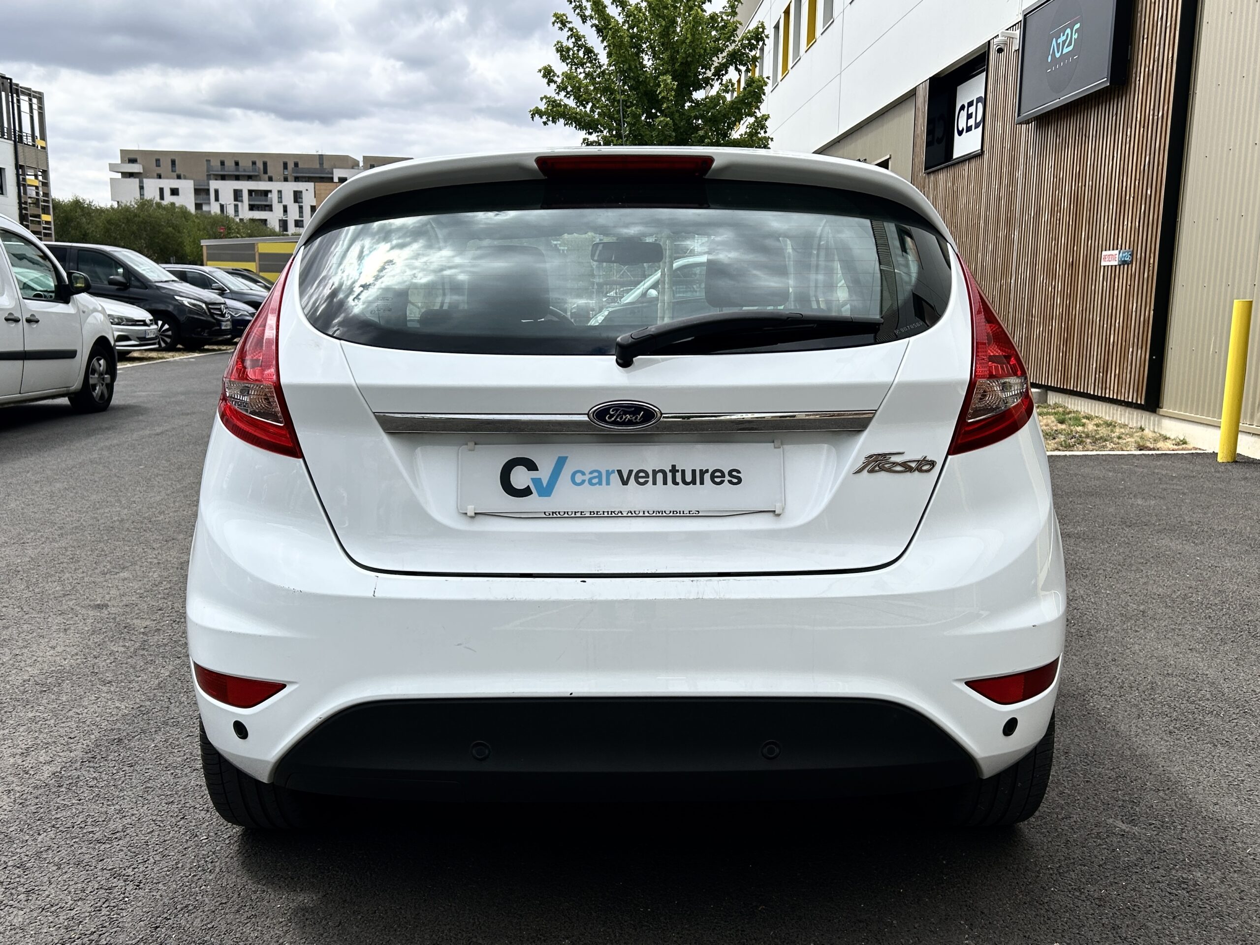 Ford Fiesta 1.4 Ghia CarVentures photo 007