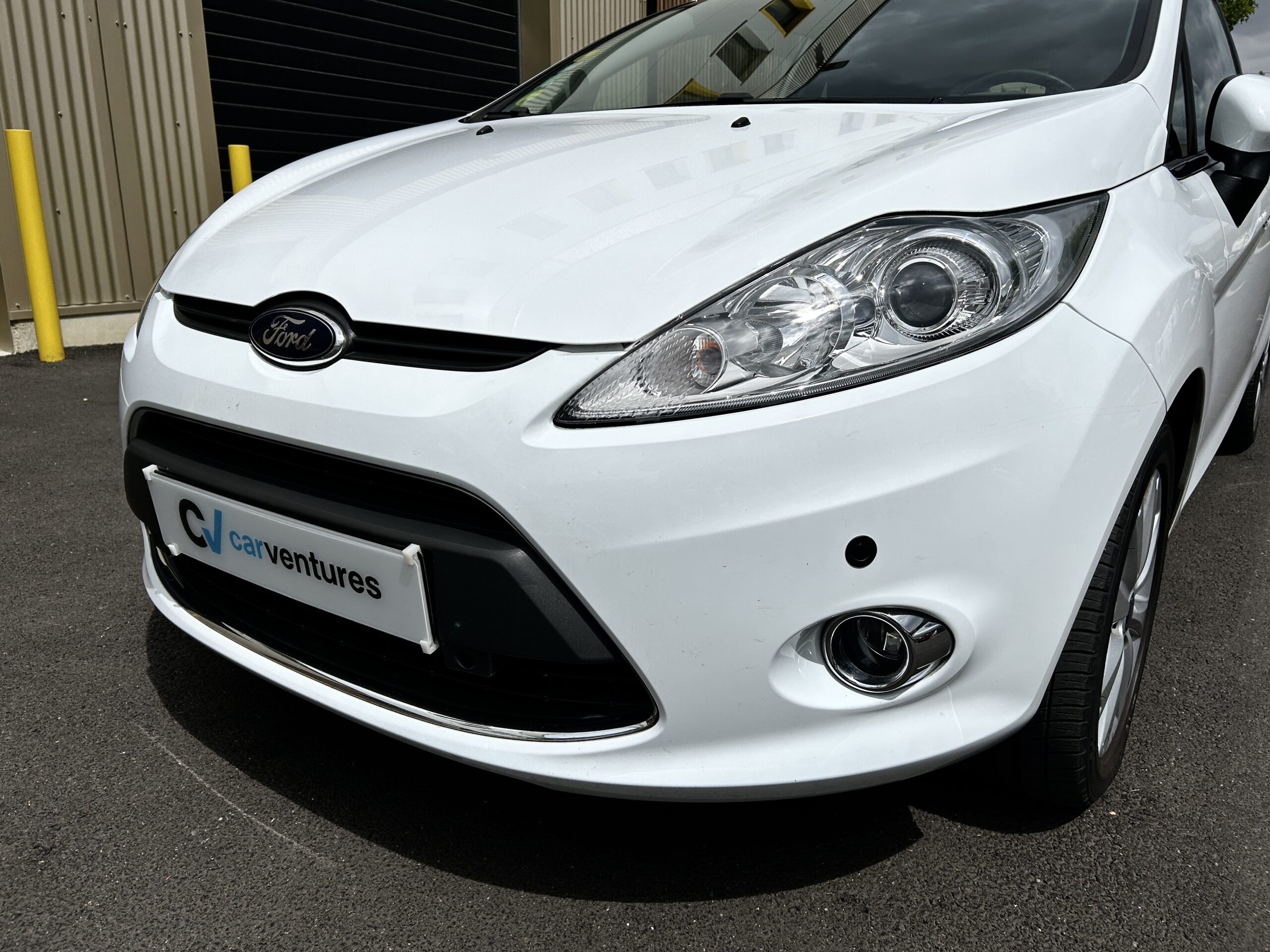 Ford Fiesta 1.4 Ghia CarVentures photo 009