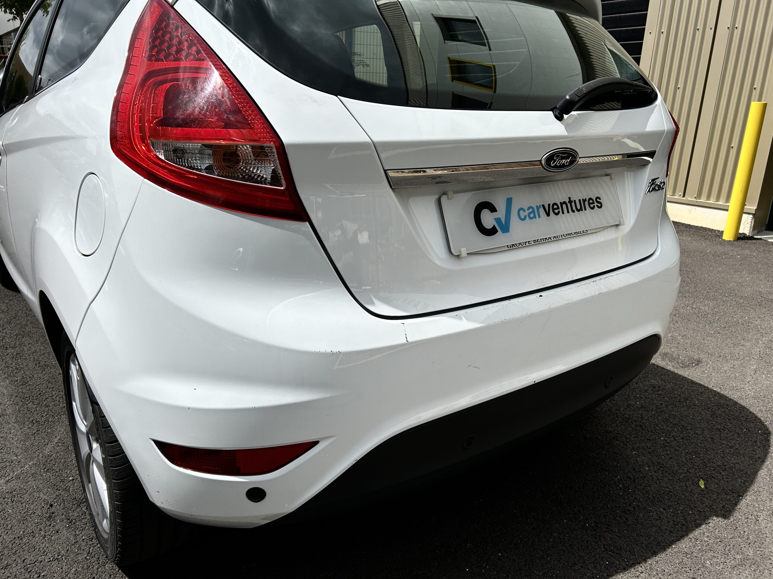 Ford Fiesta 1.4 Ghia CarVentures photo 010