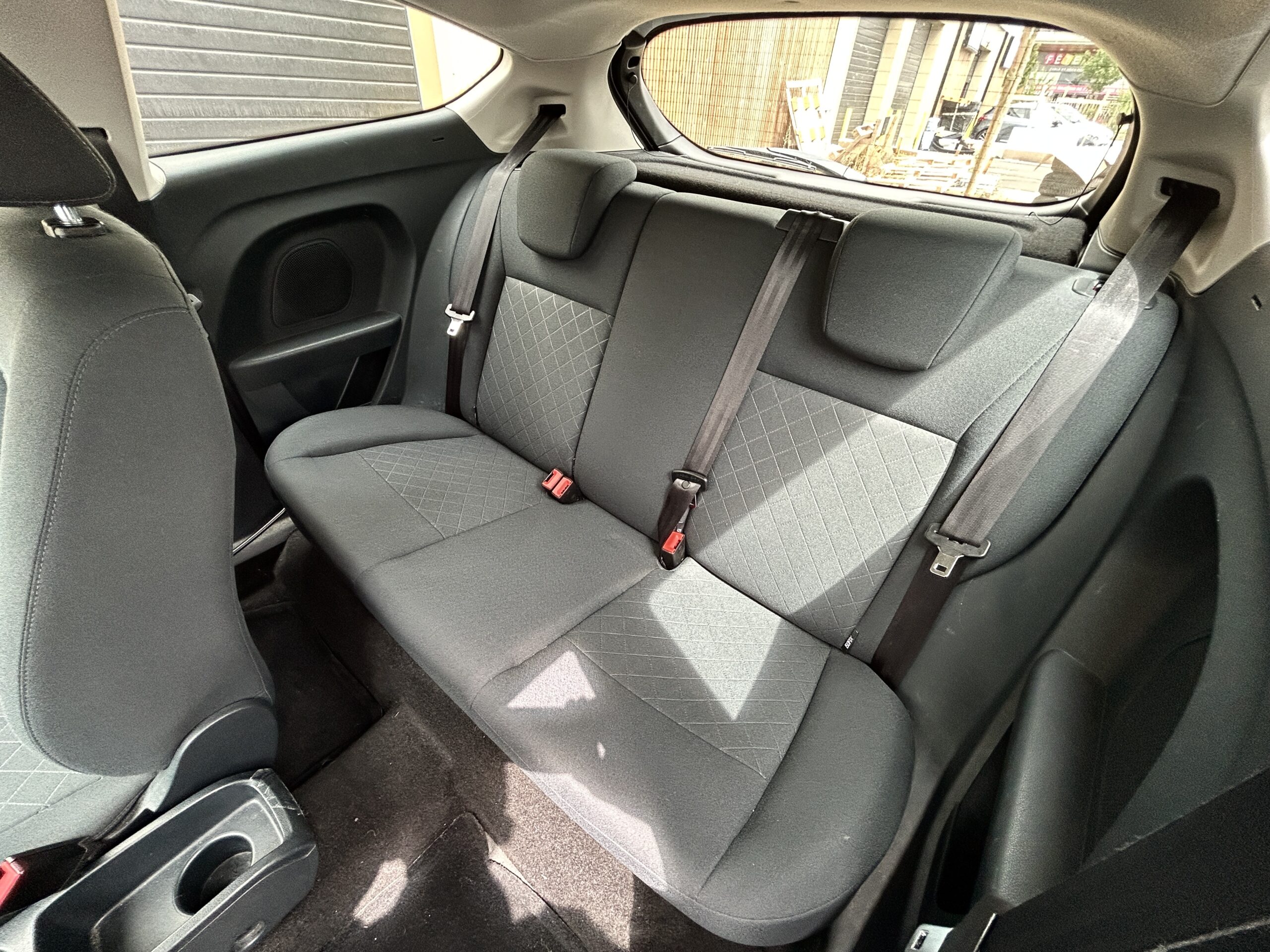 Ford Fiesta 1.4 Ghia CarVentures photo 017