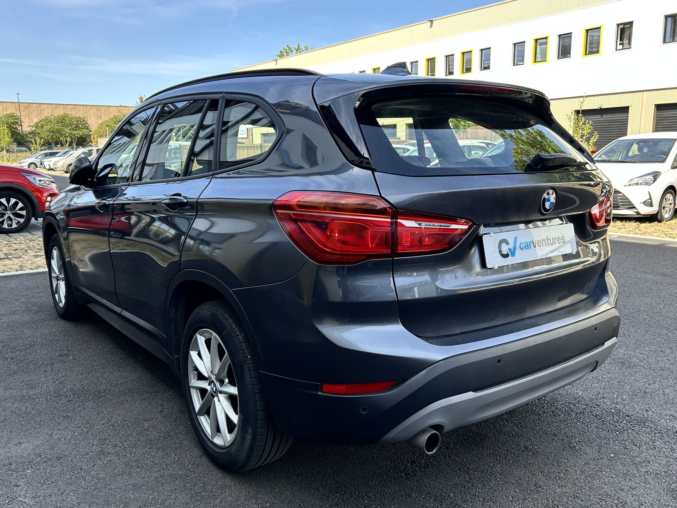 BMW X1 sDrive18i DKG Lounge CarVentures photo 007