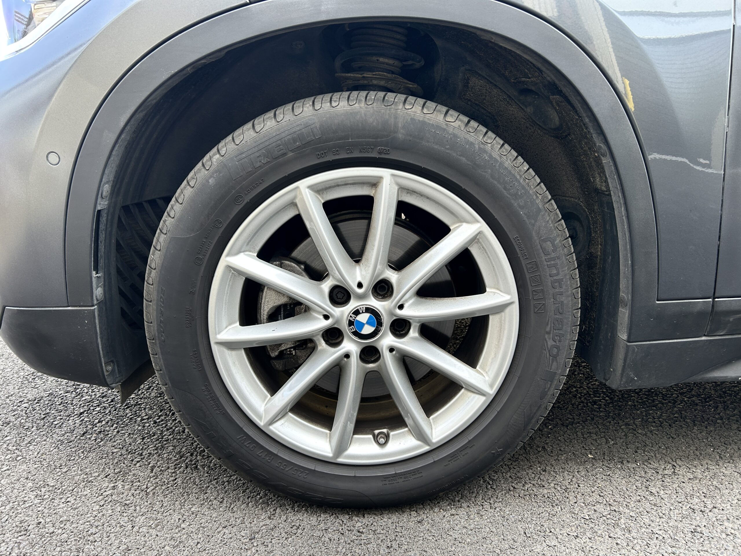 BMW X1 sDrive18i DKG Lounge CarVentures photo 011