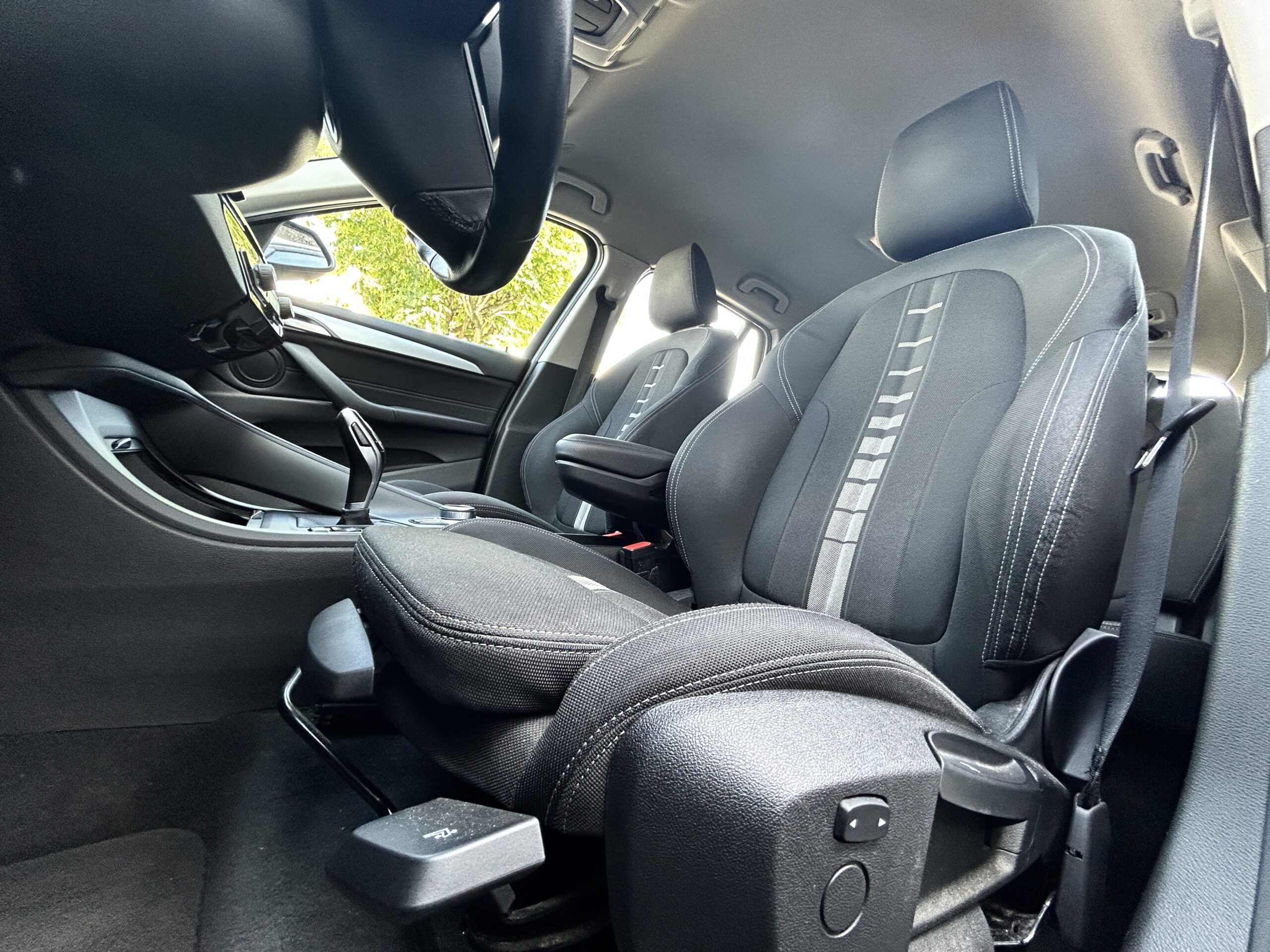 BMW X1 sDrive18i DKG Lounge CarVentures photo 020