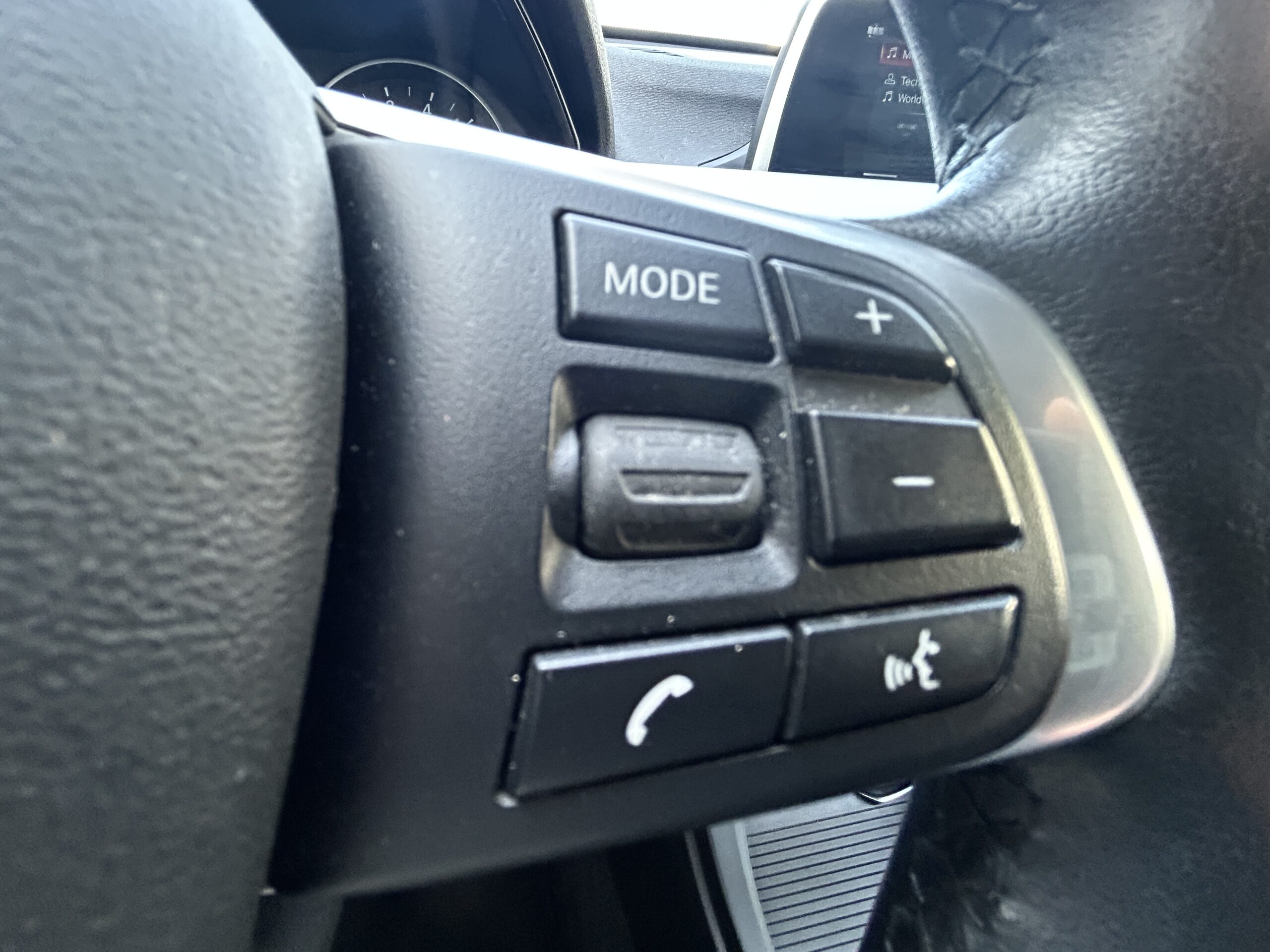 BMW X1 sDrive18i DKG Lounge CarVentures photo 027